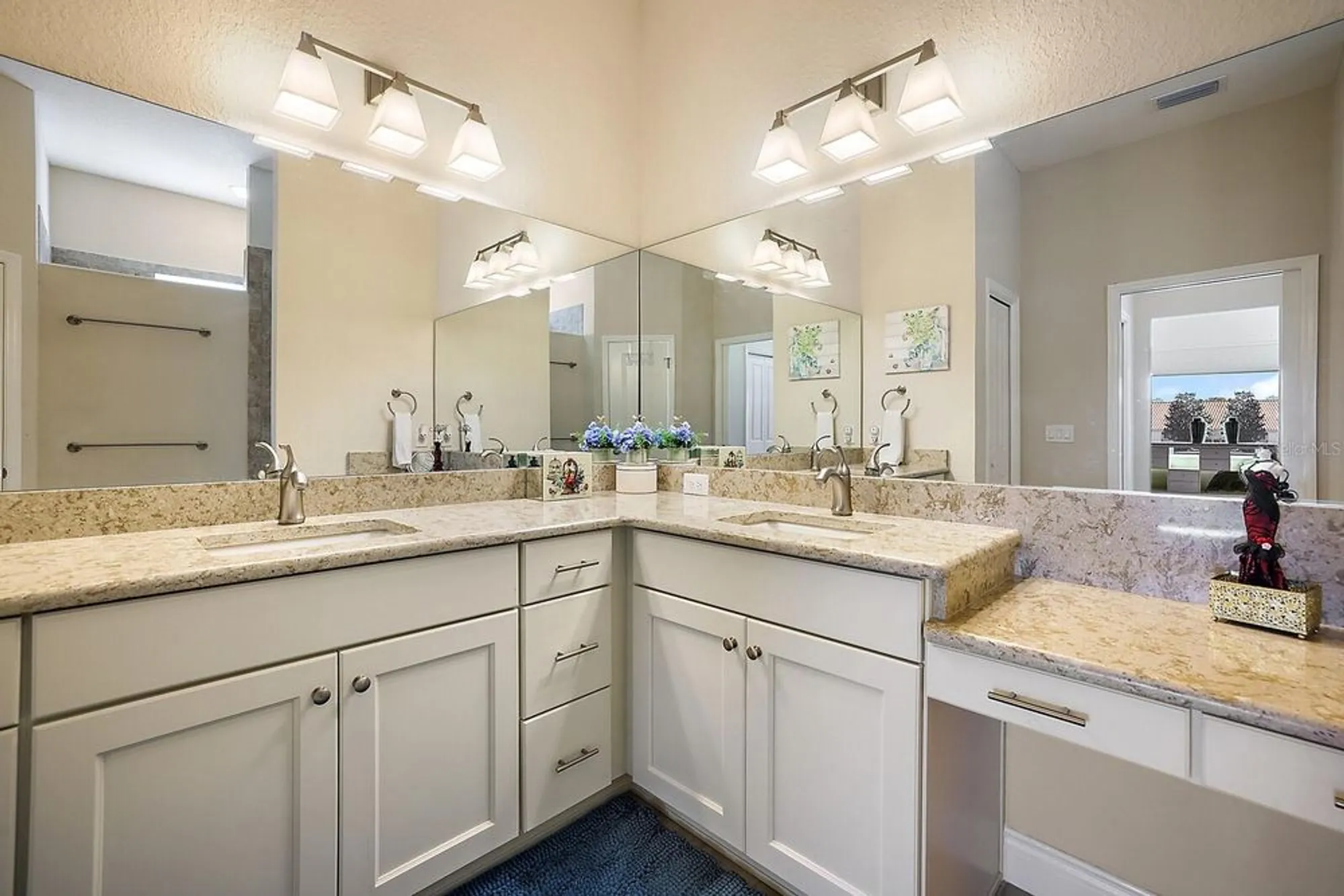 Property Slideshow image 22 of 41 | 5129 jareds landing way, Oxford, FL, 34484