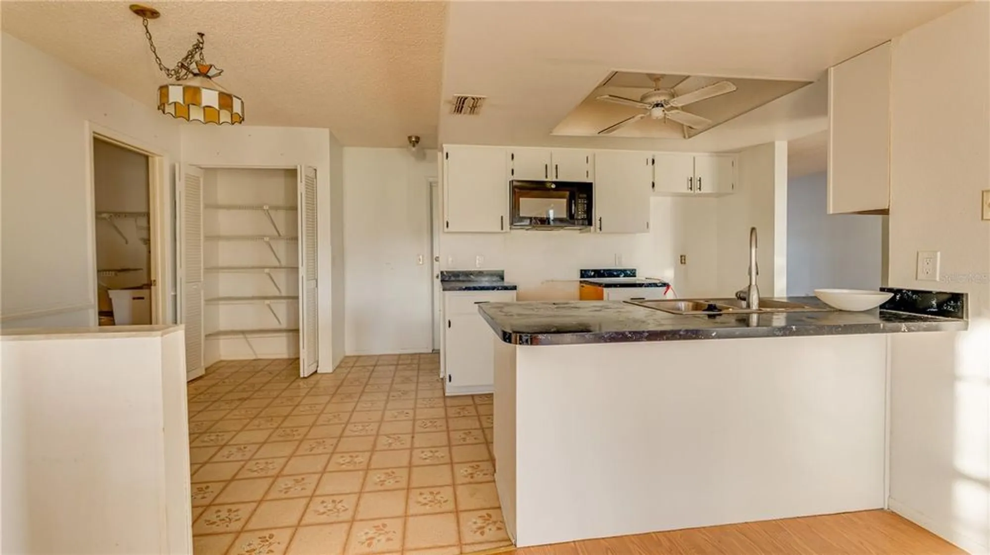 Property Slideshow image 13 of 39 | 10733 fallen leaf ln, Port Richey, FL, 34668