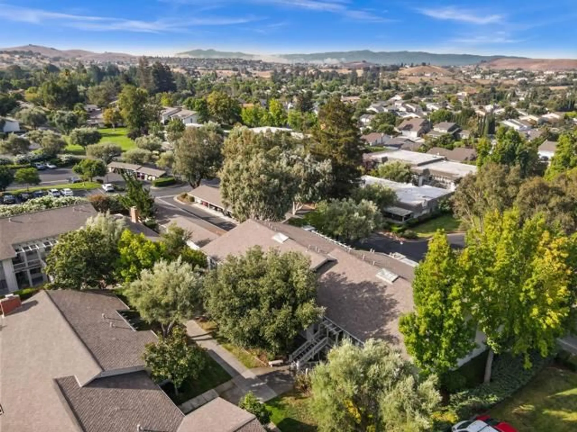 Property Slideshow image 34 of 44 | 5437 cribari grn, San Jose, CA, 95135