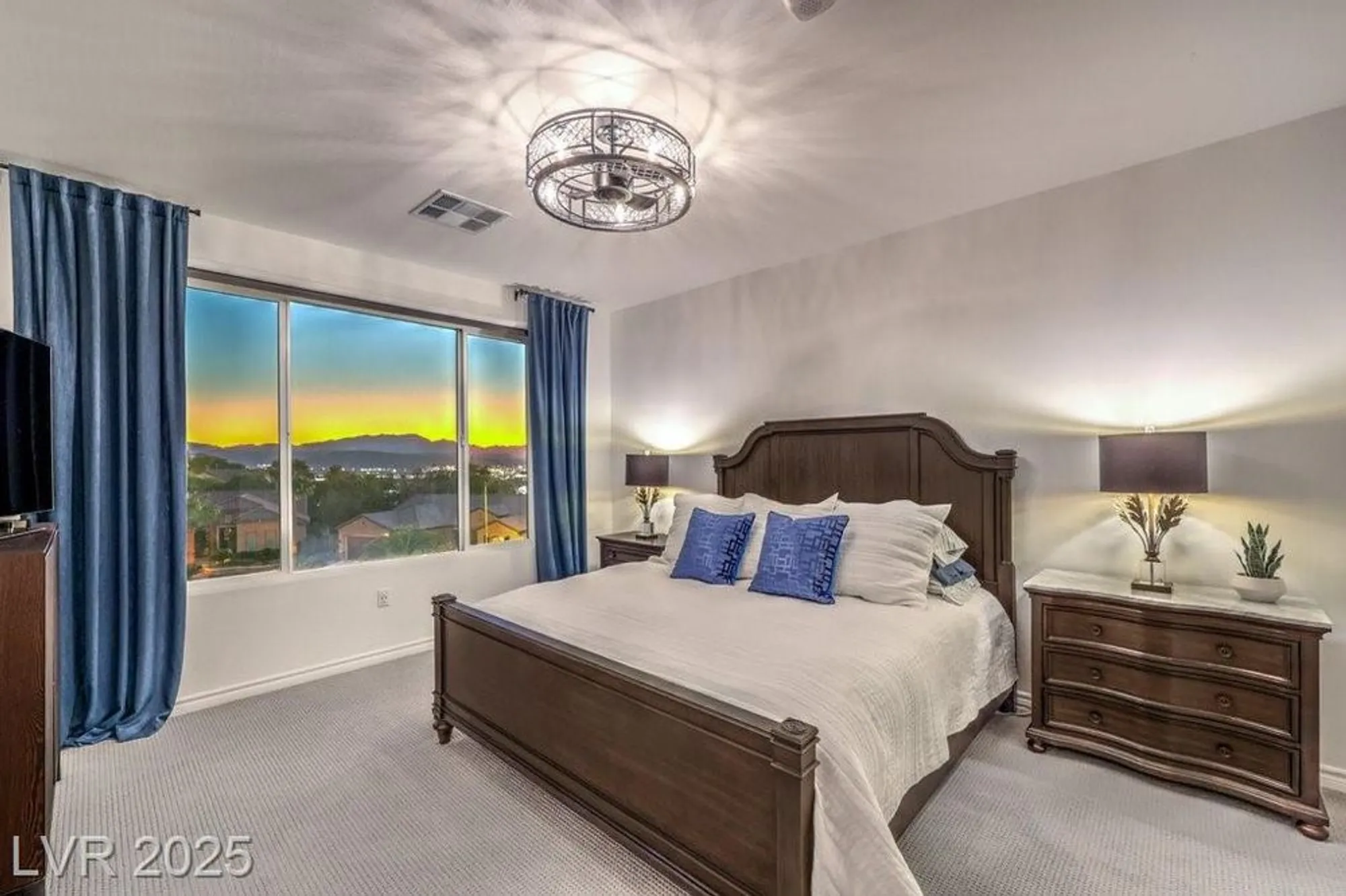 Property Slideshow image 7 of 66 | 2555 hampton rd 10304, Henderson, NV, 89052