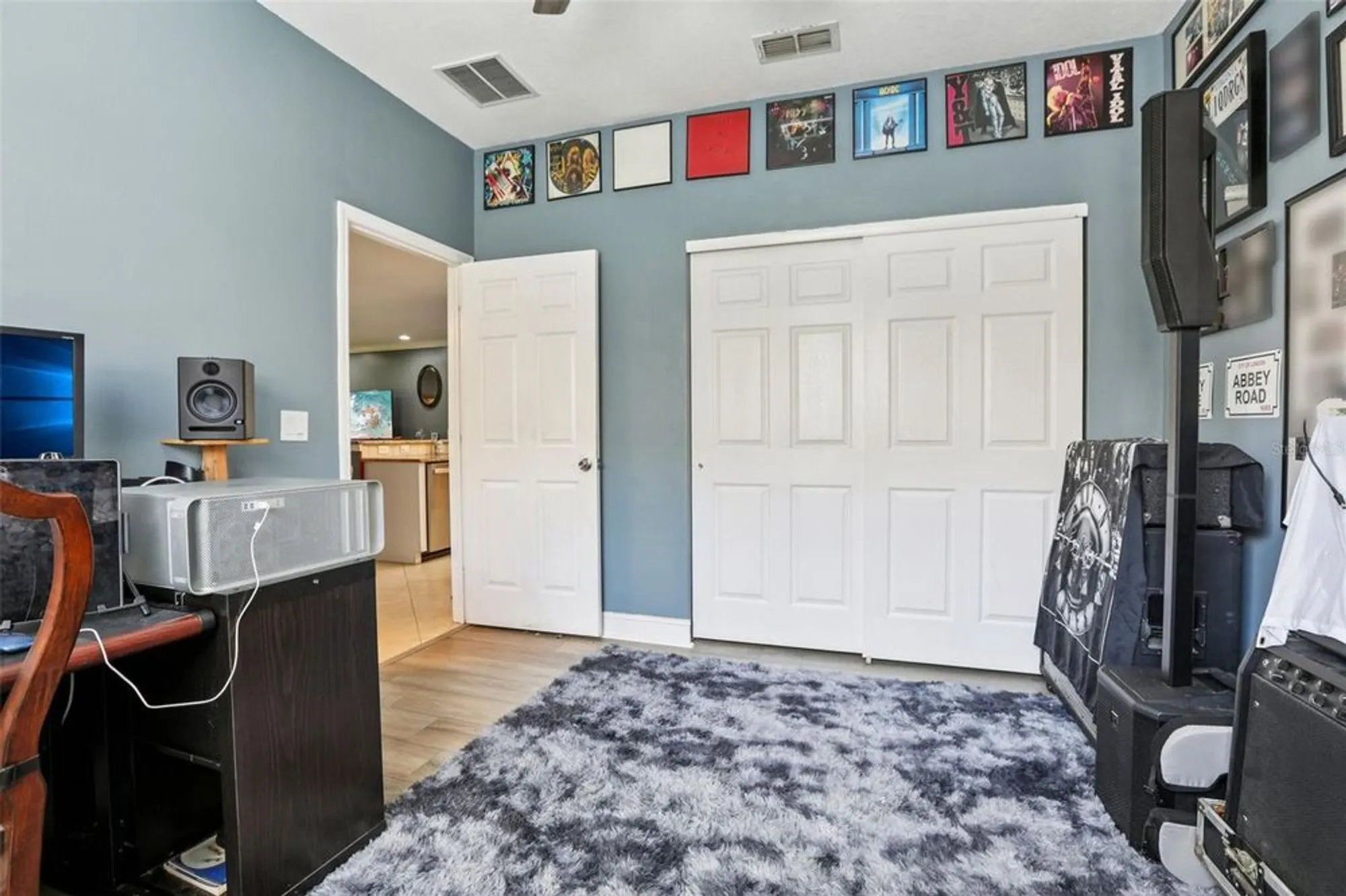 Property Slideshow image 25 of 73 | 15820 aurora lake cir, Wimauma, FL, 33598