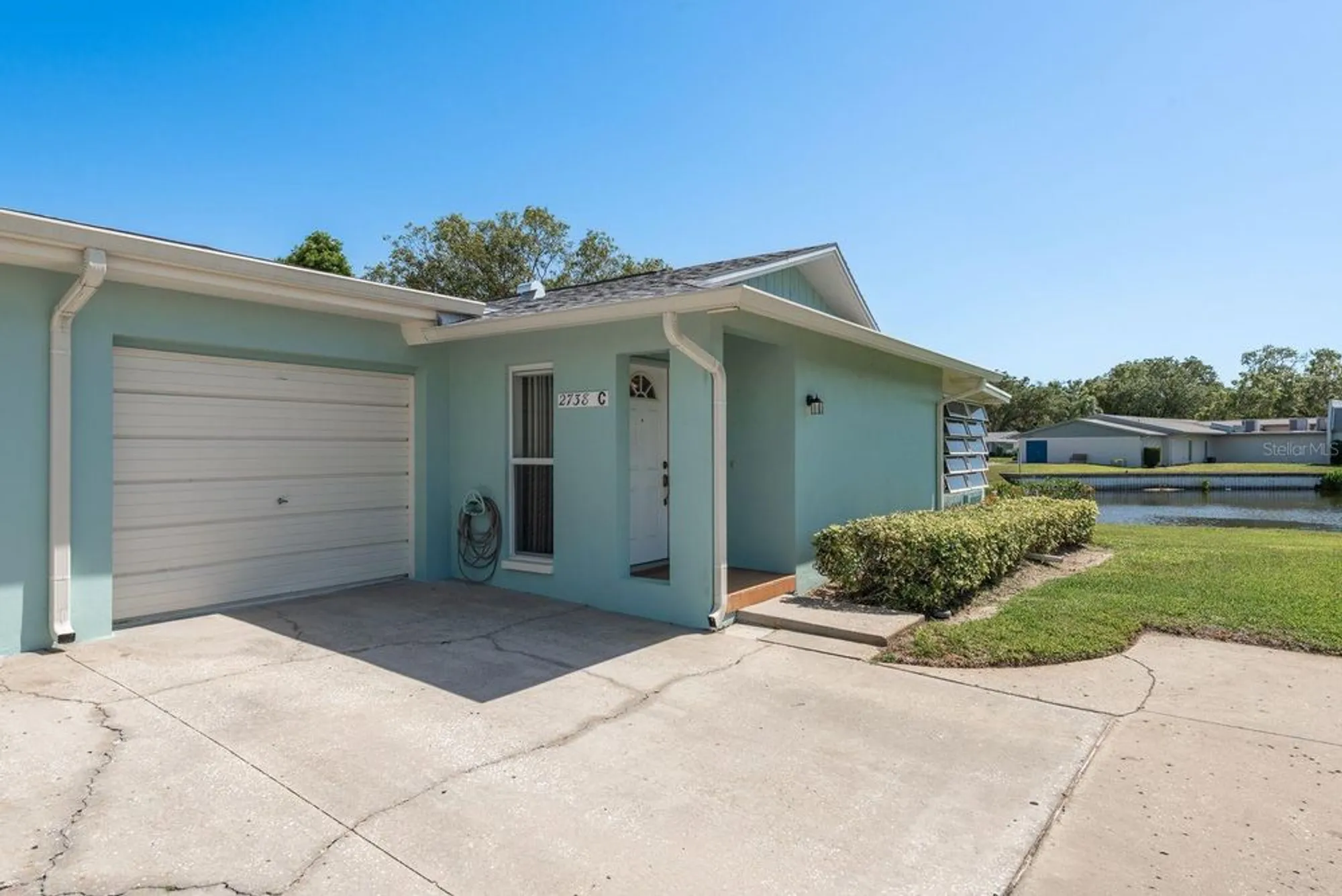 Property Slideshow image 3 of 55 | 2738 sherbrooke ln c, Palm Harbor, FL, 34684