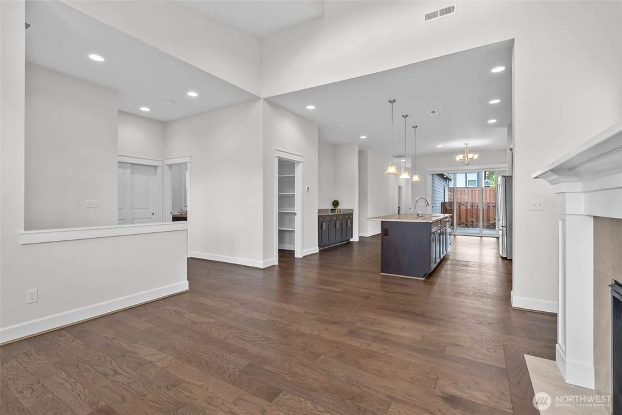 Property Slideshow image 14 of 24 | 3727 oakwood st se, Olympia, WA, 98513