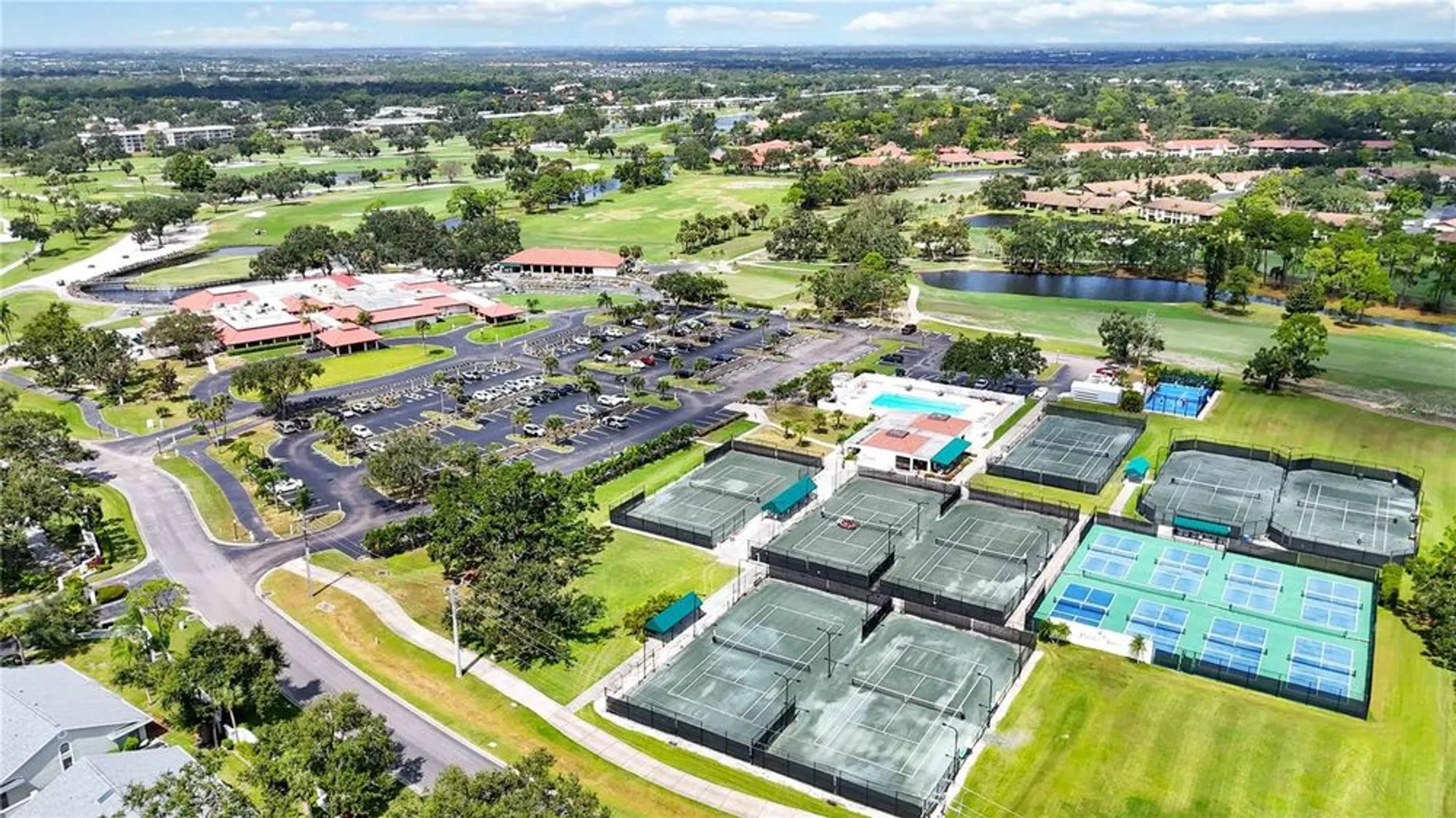 Property Slideshow image 44 of 51 | 4939 lakescene pl, Sarasota, FL, 34243