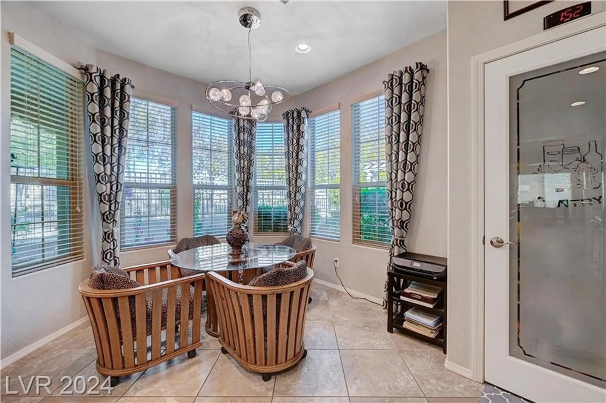 Property Slideshow image 26 of 86 | 5721 keystone crest st, North Las Vegas, NV, 89081
