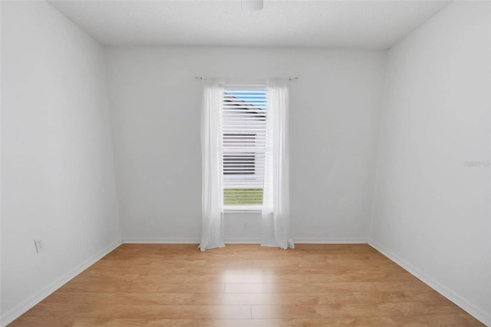 Property Slideshow image 24 of 59 | 1228 ashbourne cir, Trinity, FL, 34655