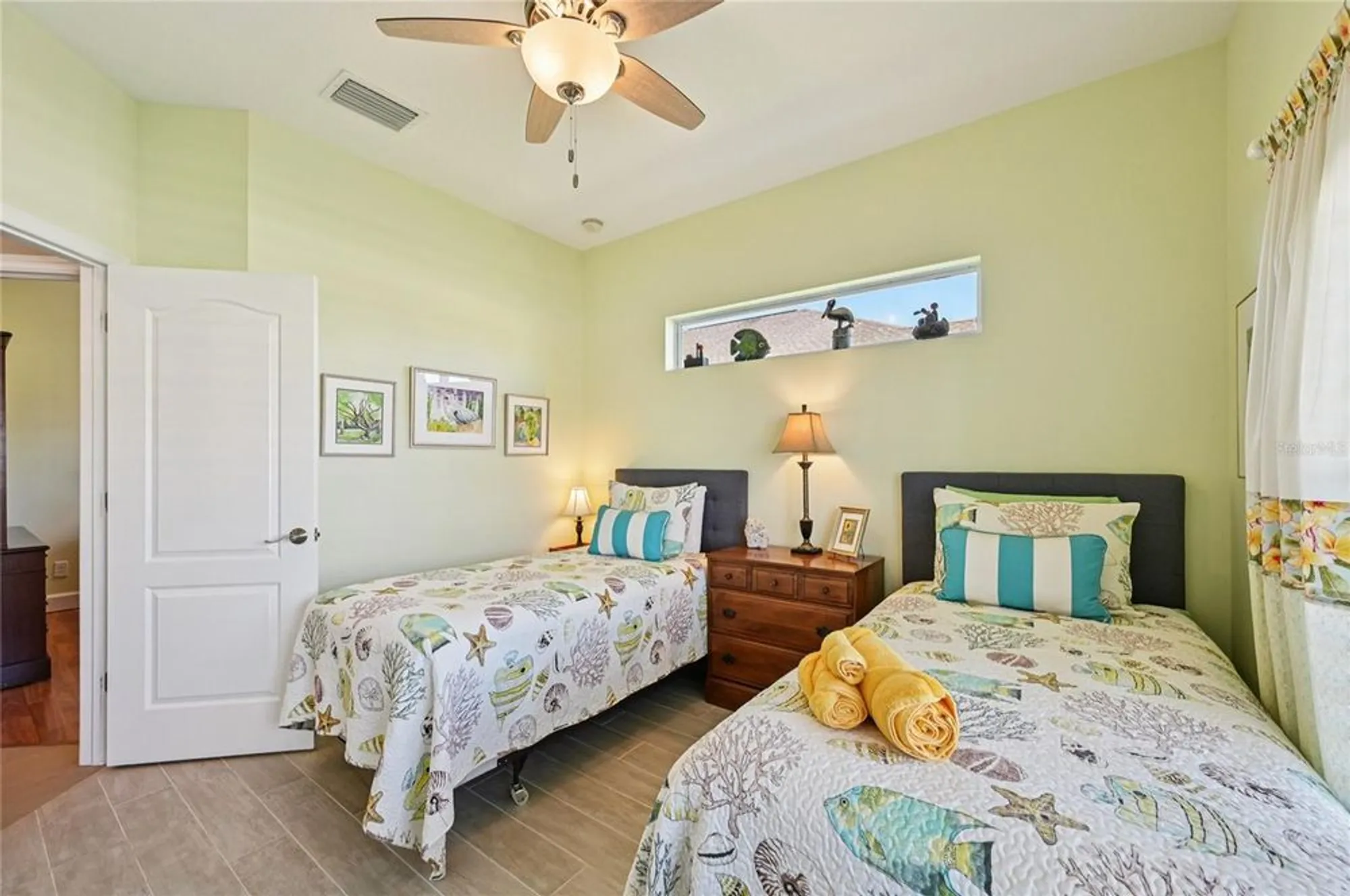 Property Slideshow image 21 of 52 | 624 barnacle ct, Englewood, FL, 34223