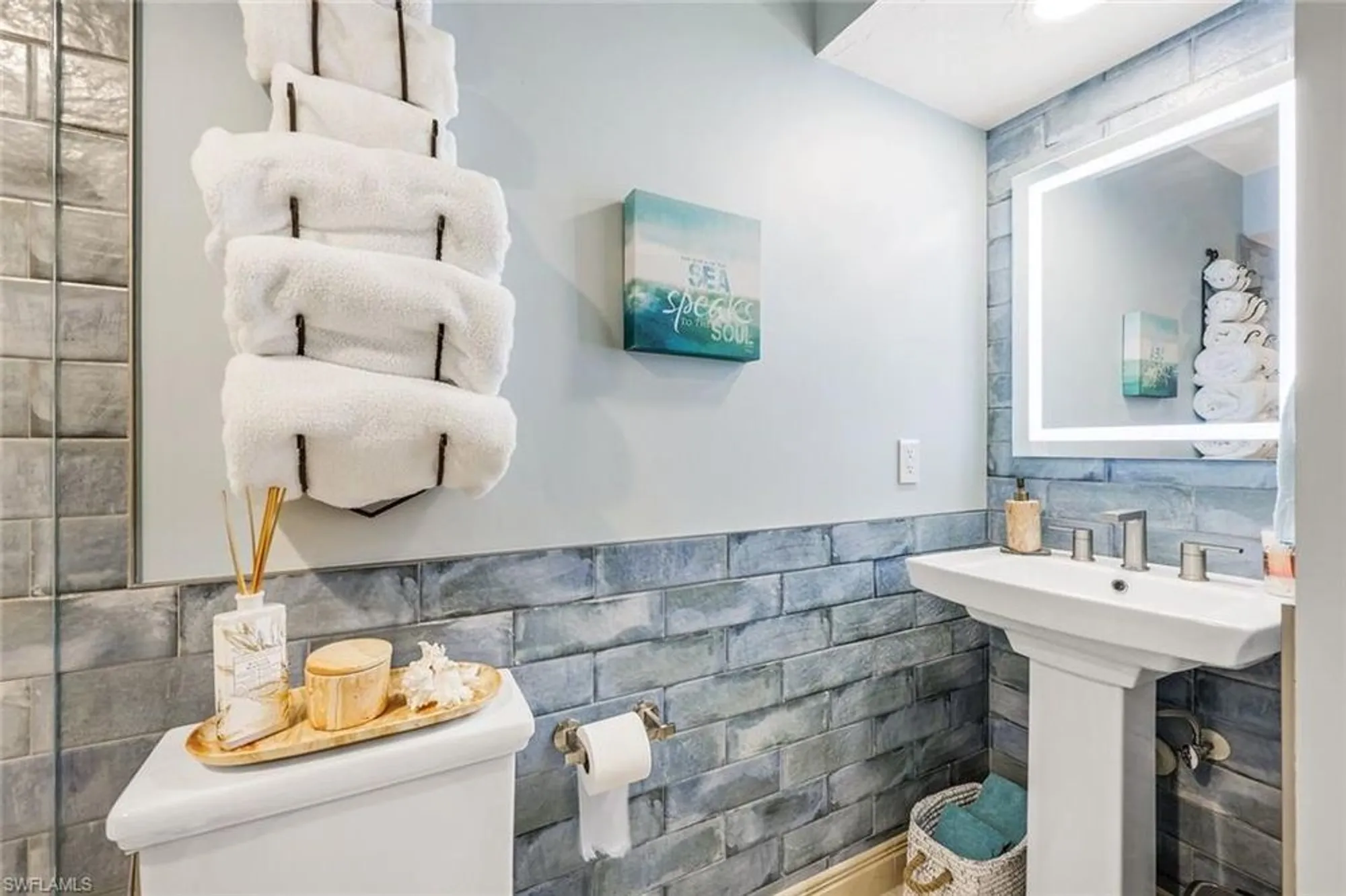 Property Slideshow image 18 of 25 | 27171 enclave dr, Bonita Springs, FL, 34134