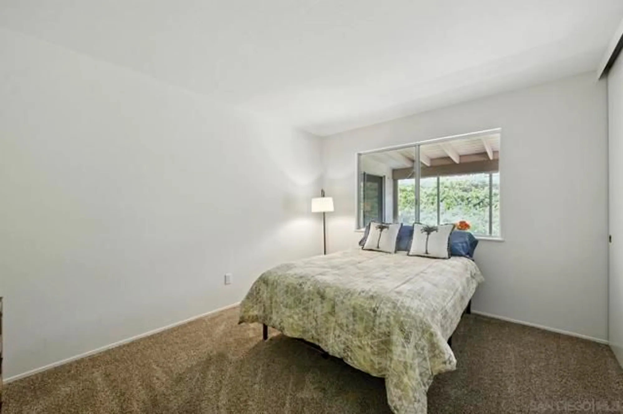 Property Slideshow image 15 of 35 | 16660 roca dr, San Diego, CA, 92128
