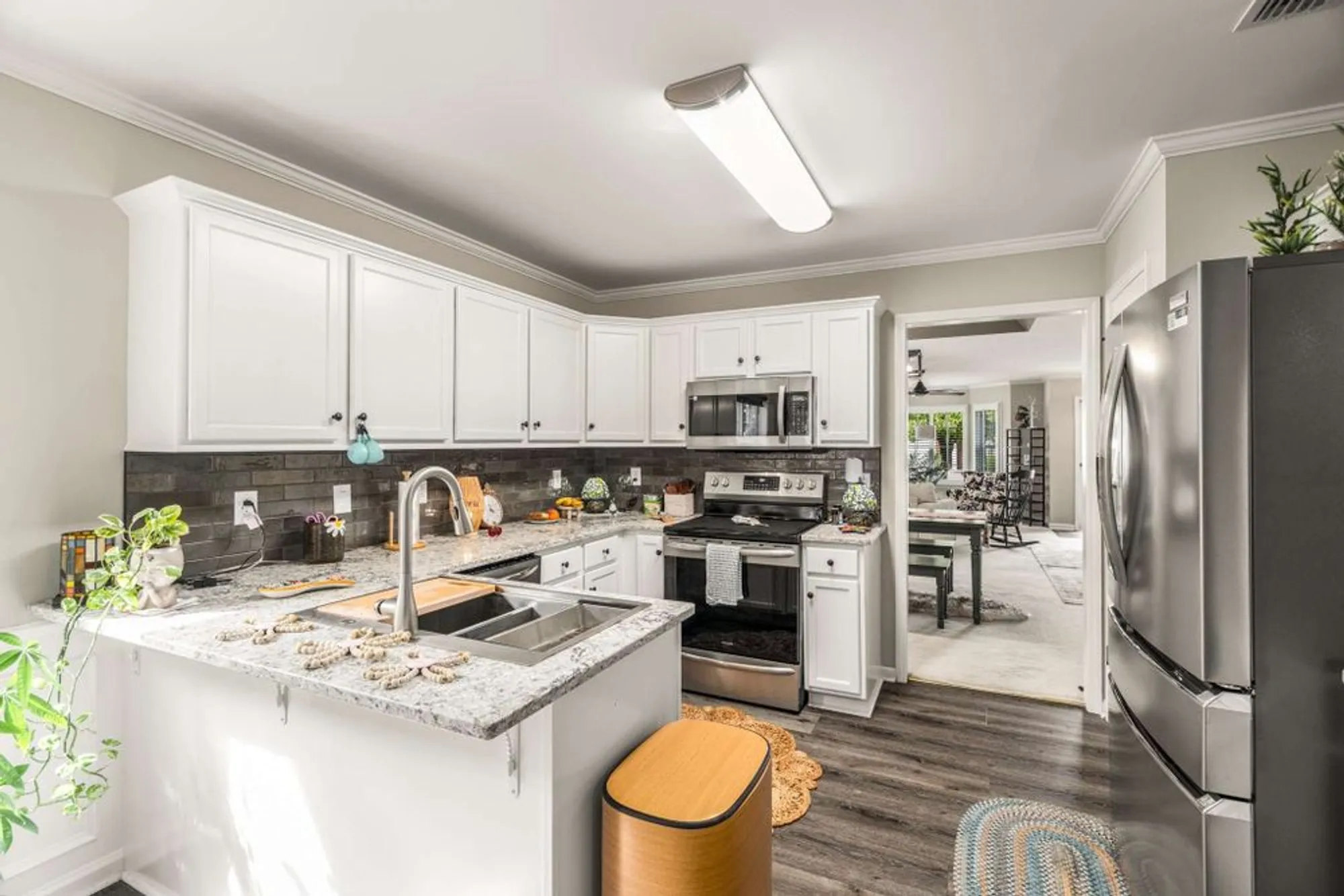 Property Slideshow image 14 of 32 | 443 forest glen cir, Murfreesboro, TN, 37128