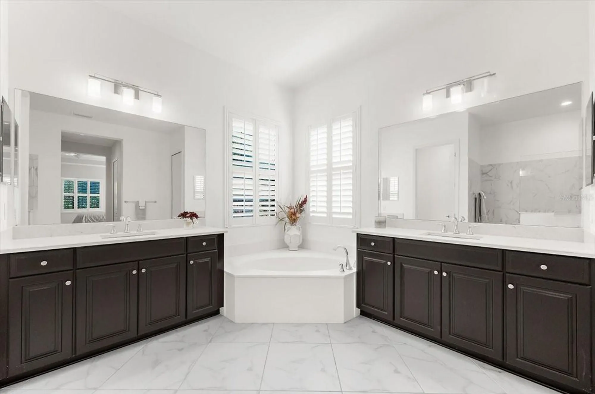 Property Slideshow image 31 of 63 | 21225 chatahoochee ave, Venice, FL, 34293