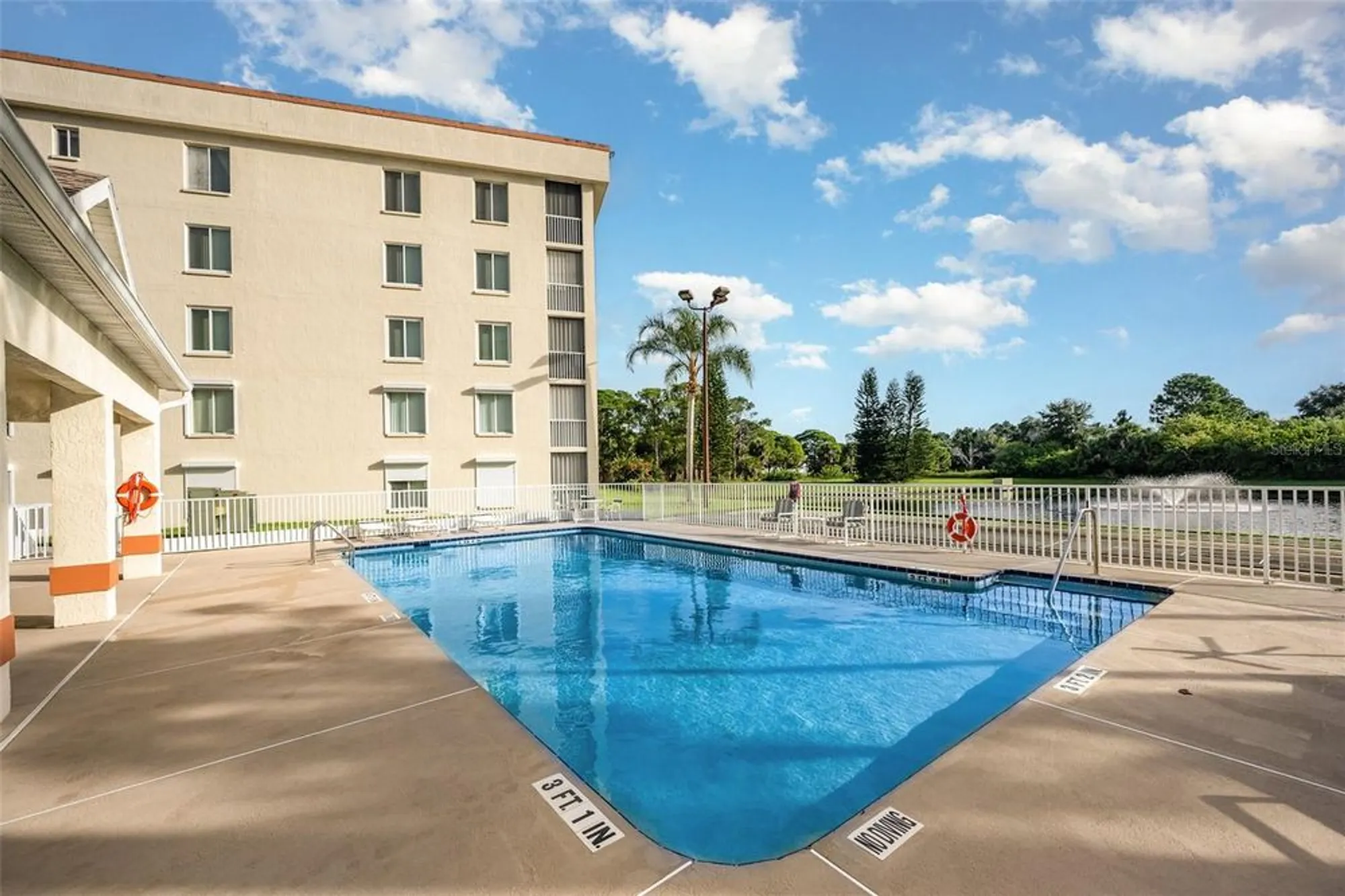 Property Slideshow image 24 of 26 | 1420 huntington ln 2502, Rockledge, FL, 32955