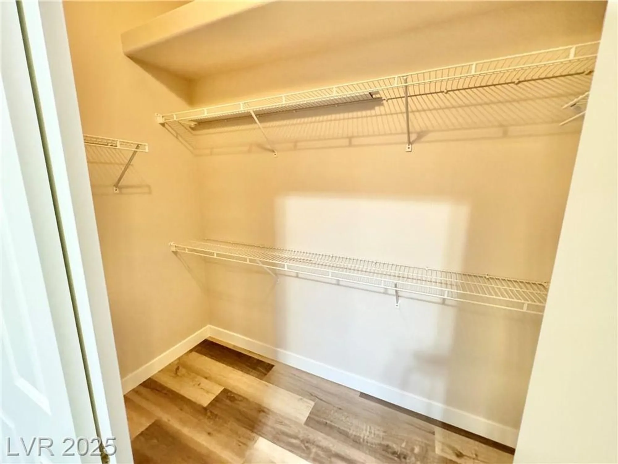 Property Slideshow image 19 of 98 | 10316 bent brook pl, Las Vegas, NV, 89134