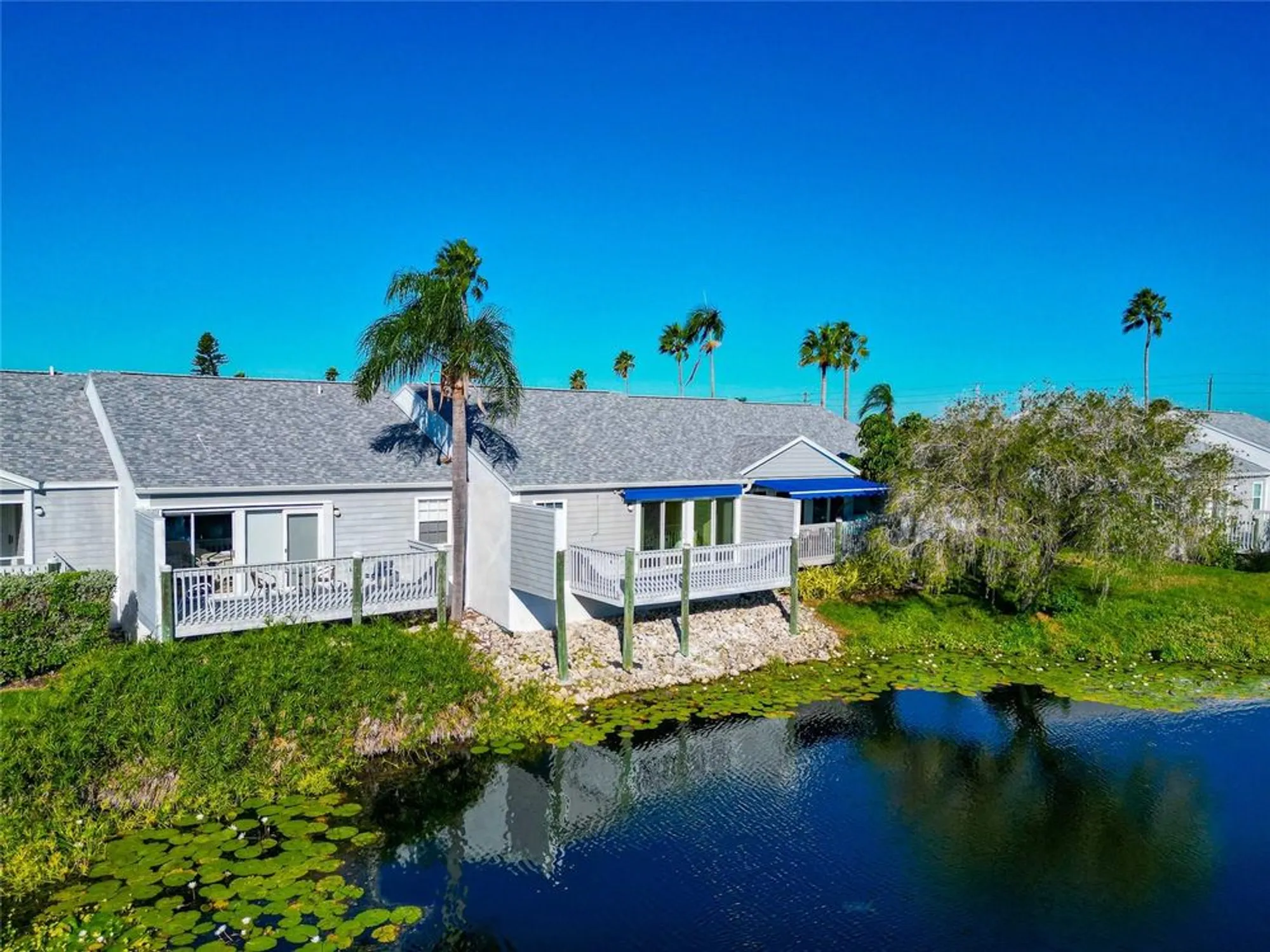 Property Slideshow image 37 of 63 | 515 woodstork cir, Bradenton, FL, 34209