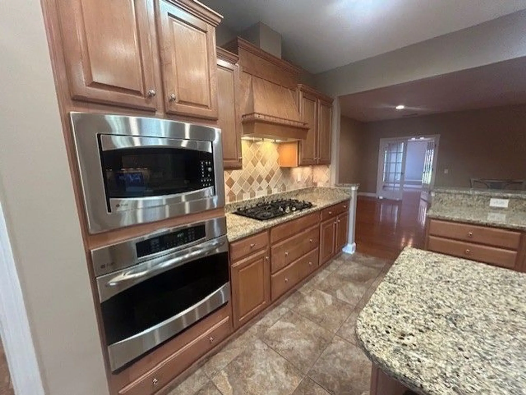 Property Slideshow image 19 of 56 | 255 antebellum ln, Mount Juliet, TN, 37122