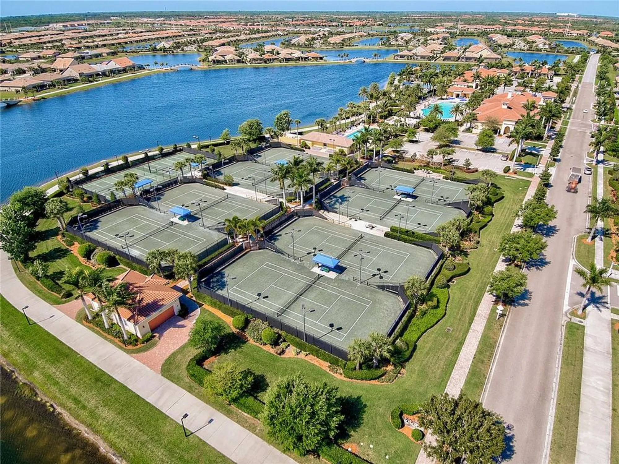 Property Slideshow image 41 of 66 | 13756 vadini st, Venice, FL, 34293