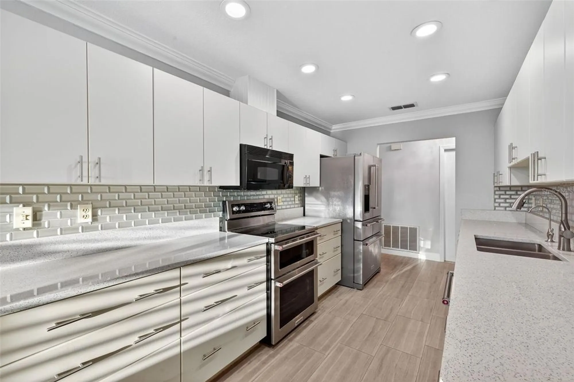 Property Slideshow image 15 of 25 | 2509 locksley st # 237, Sun City Center, FL, 33573