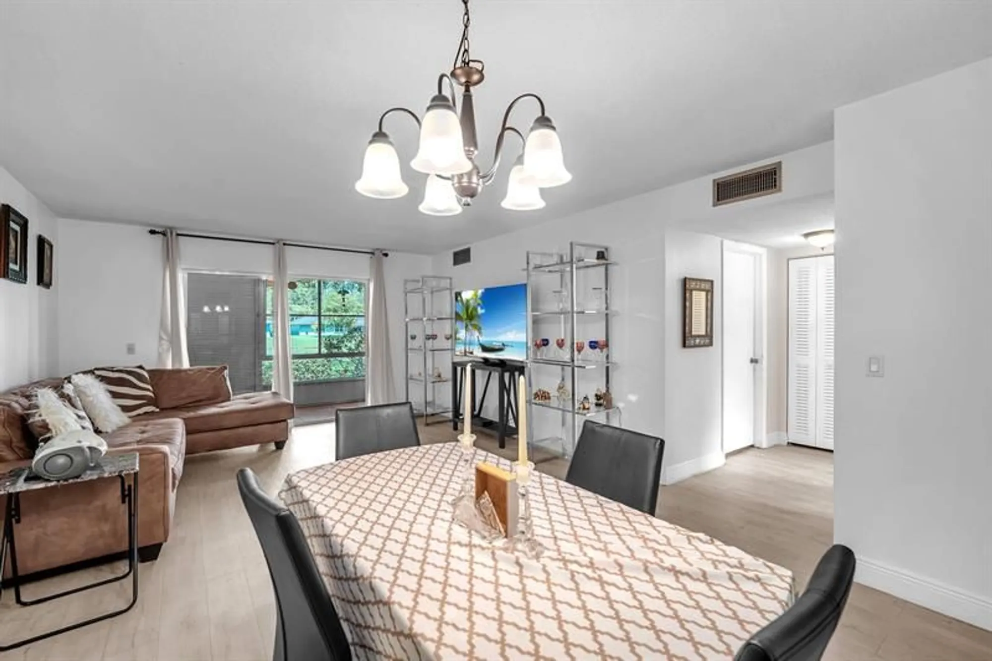 Property Slideshow image 18 of 33 | 12025 w greenway dr apt 104, Royal Palm Beach, FL, 33411