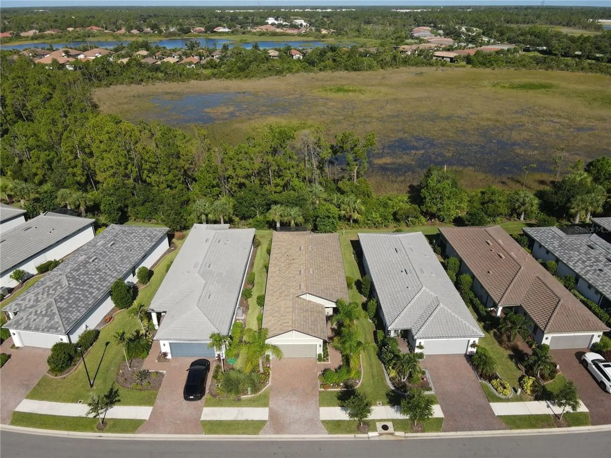 Property Slideshow image 6 of 64 | 2555 brassica dr, North Port, FL, 34289
