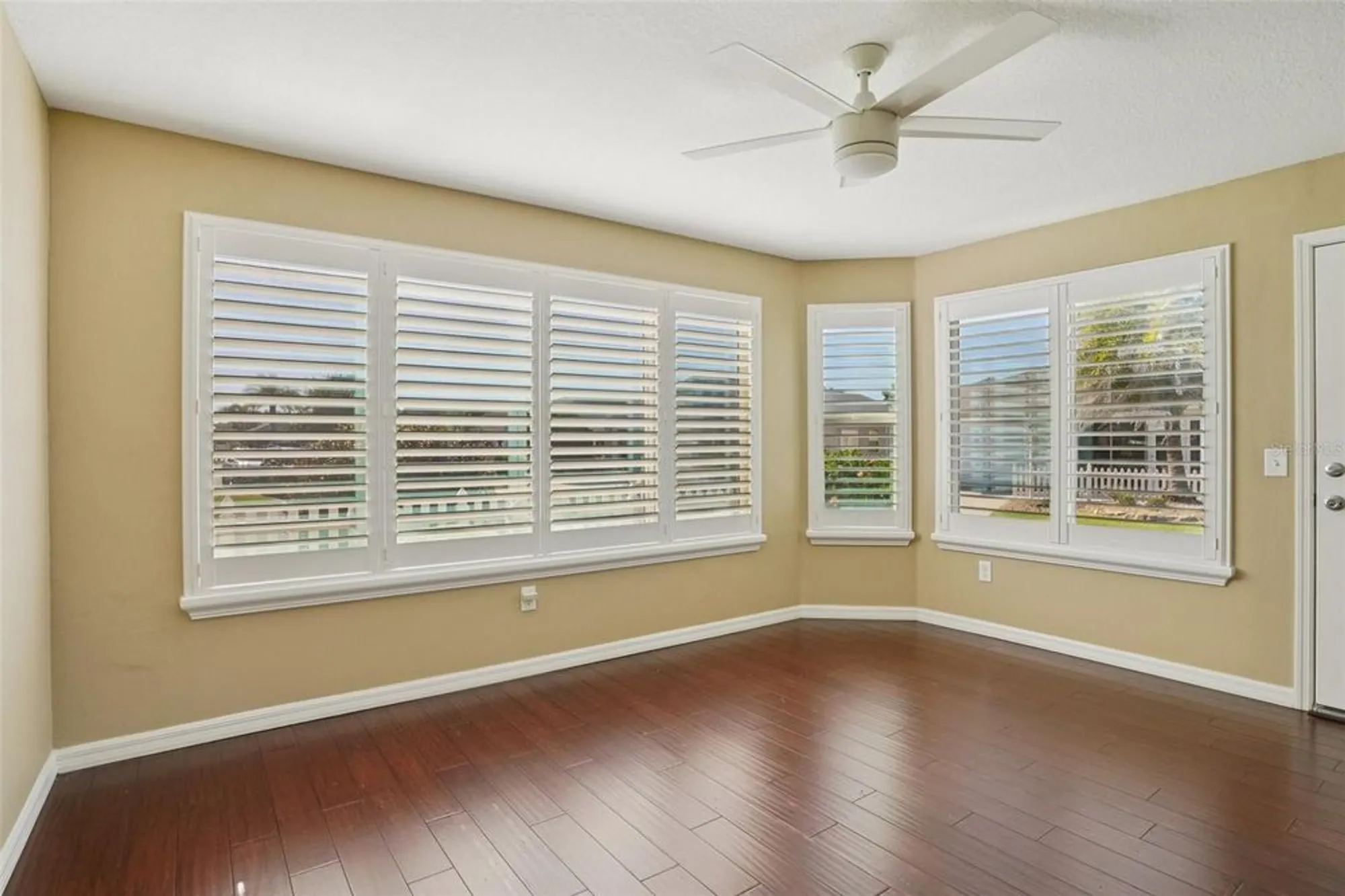 Property Slideshow image 12 of 45 | 1001 greyford ln, The Villages, FL, 32162