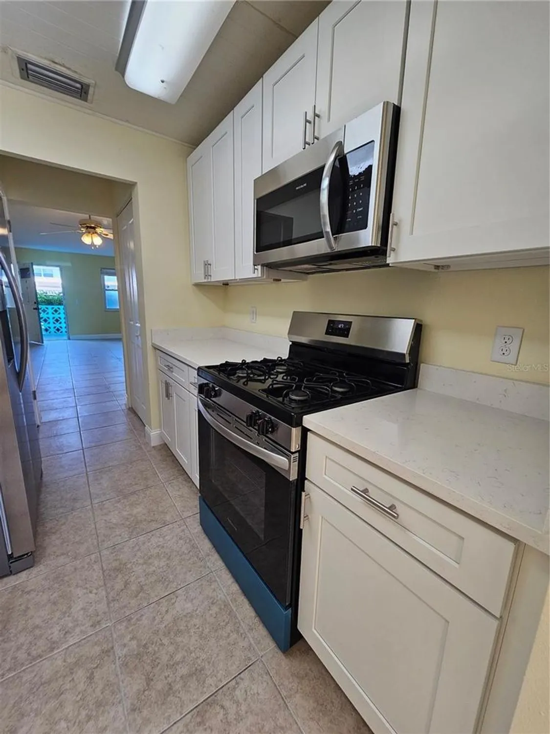 Property Slideshow image 12 of 30 | 5940 30th ave 106, Gulfport, FL, 33707