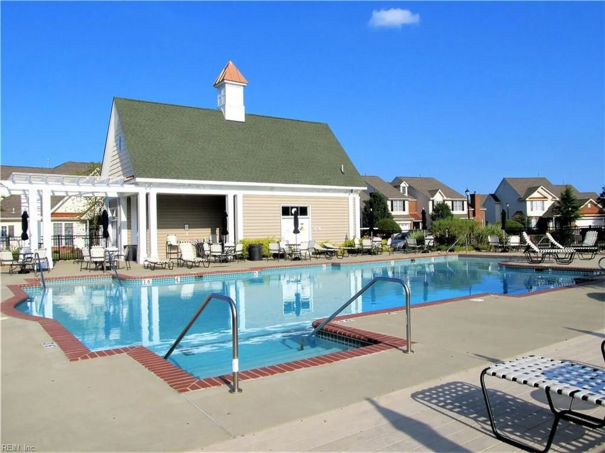 Property Slideshow image 40 of 50 | 502 dunning ln, Chesapeake, VA, 23322