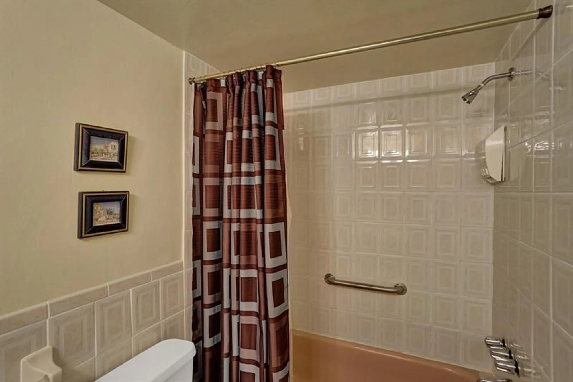 Property Slideshow image 14 of 25 | 4851 nw 21st st 412, Lauderhill, FL, 33313
