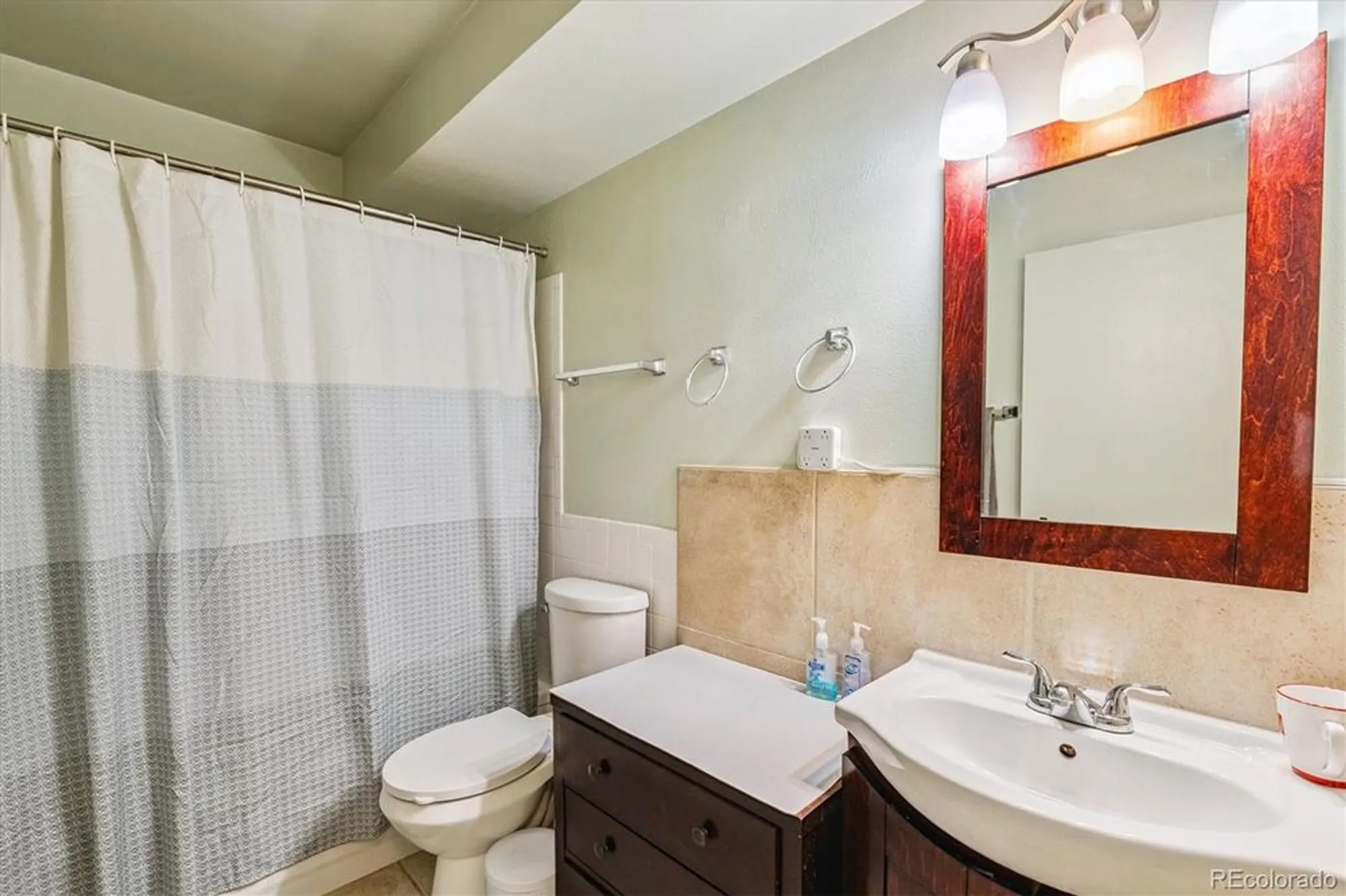 Property Slideshow image 14 of 48 | 610 s clinton st 11c, Denver, CO, 80247