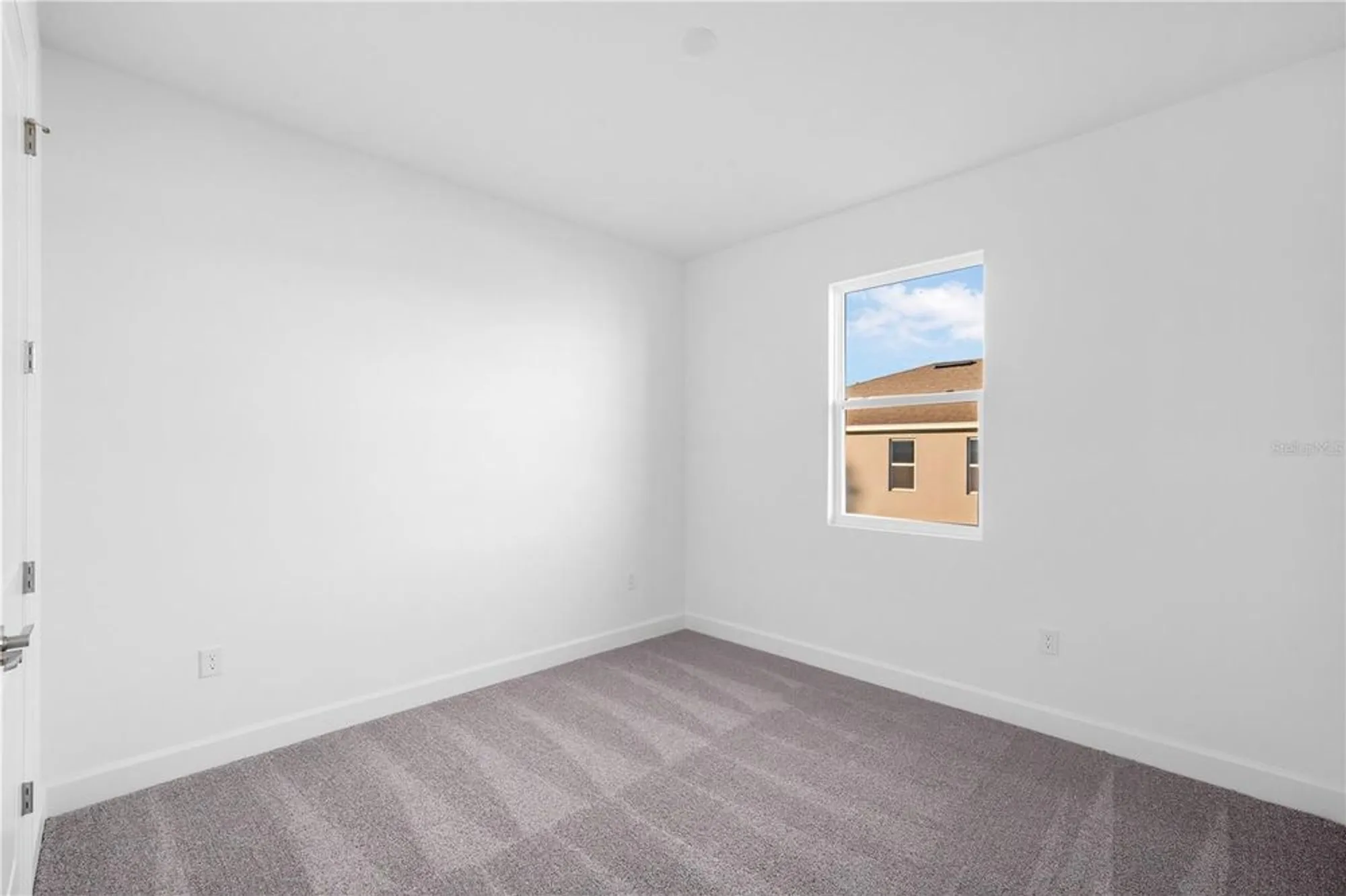 Property Slideshow image 11 of 32 | 9211 players dr, Weeki Wachee, FL, 34613