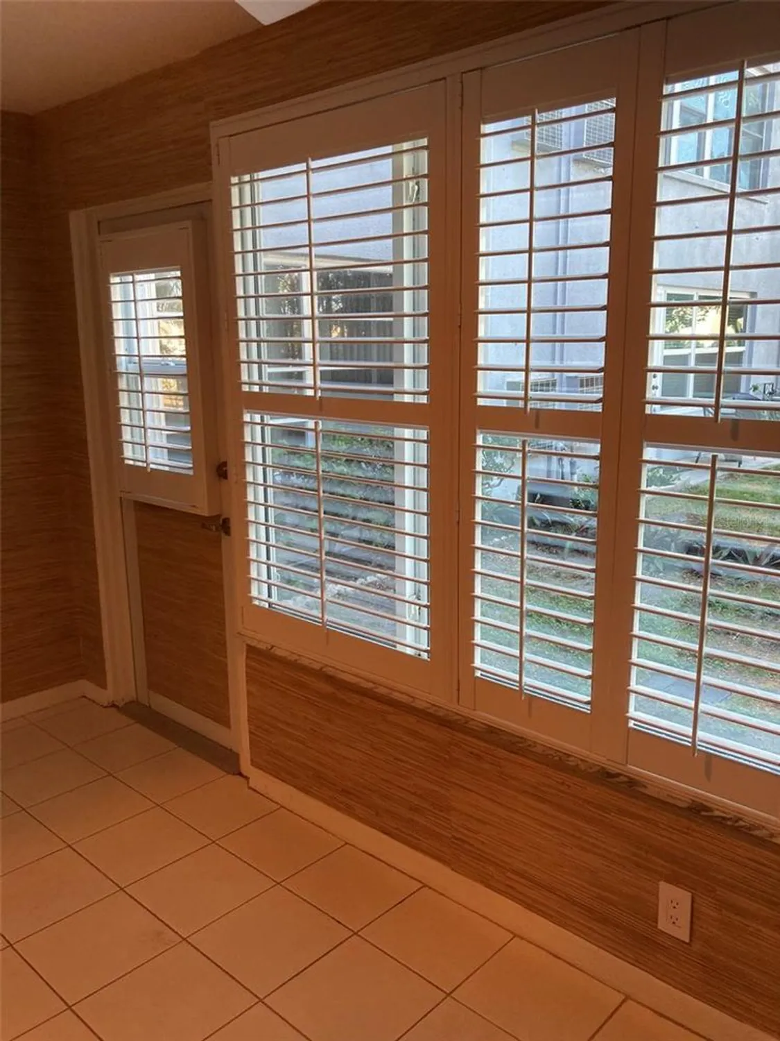 Property Slideshow image 20 of 47 | 5660 80th st n unit c101, St Petersburg, FL, 33709