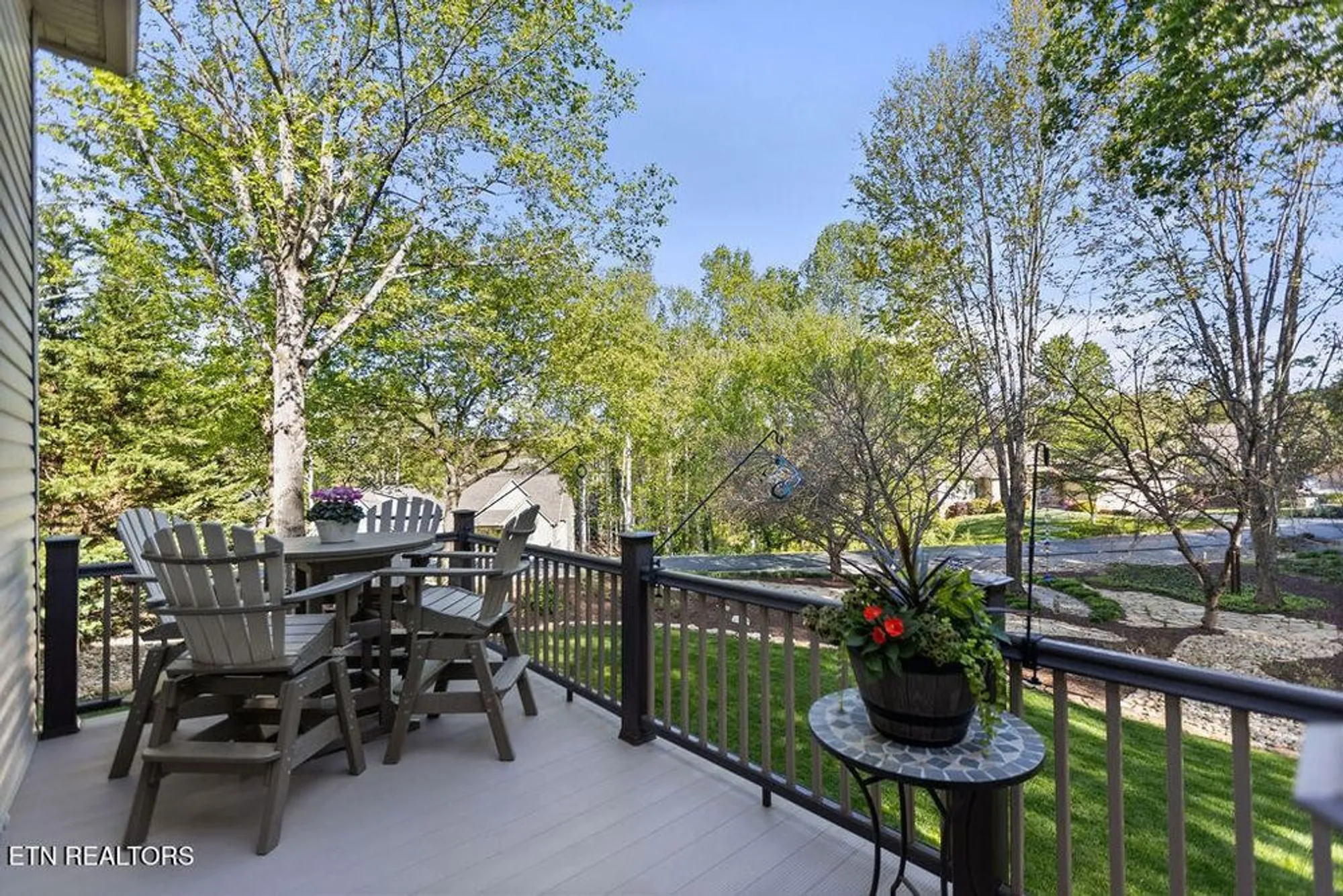 Property Slideshow image 51 of 60 | 407 tecumseh pt, Loudon, TN, 37774