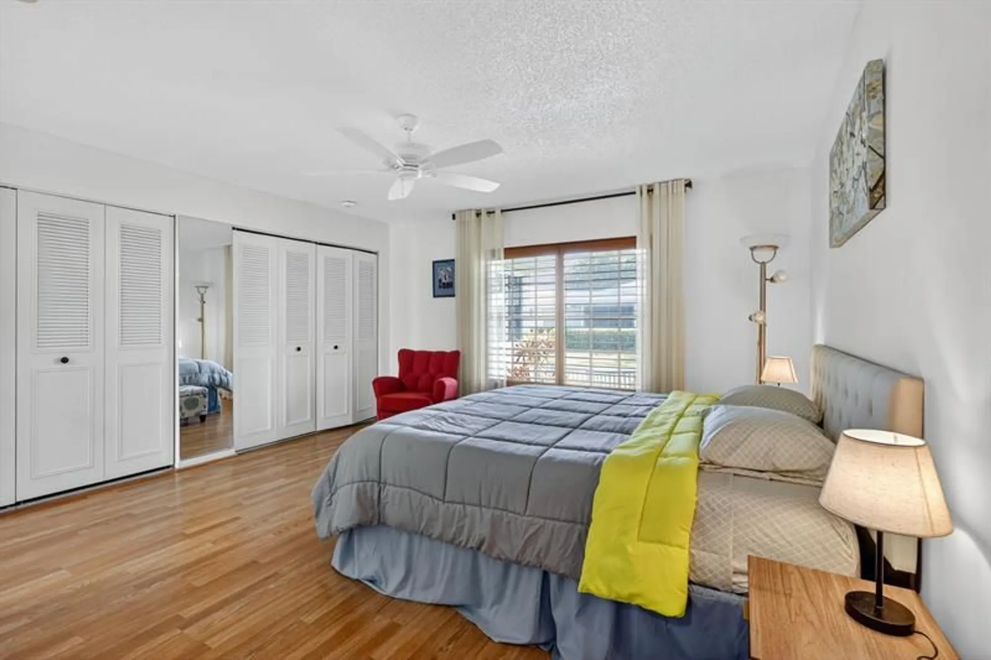 Property Slideshow image 21 of 52 | 448 franconia cir b, Lake Worth, FL, 33467