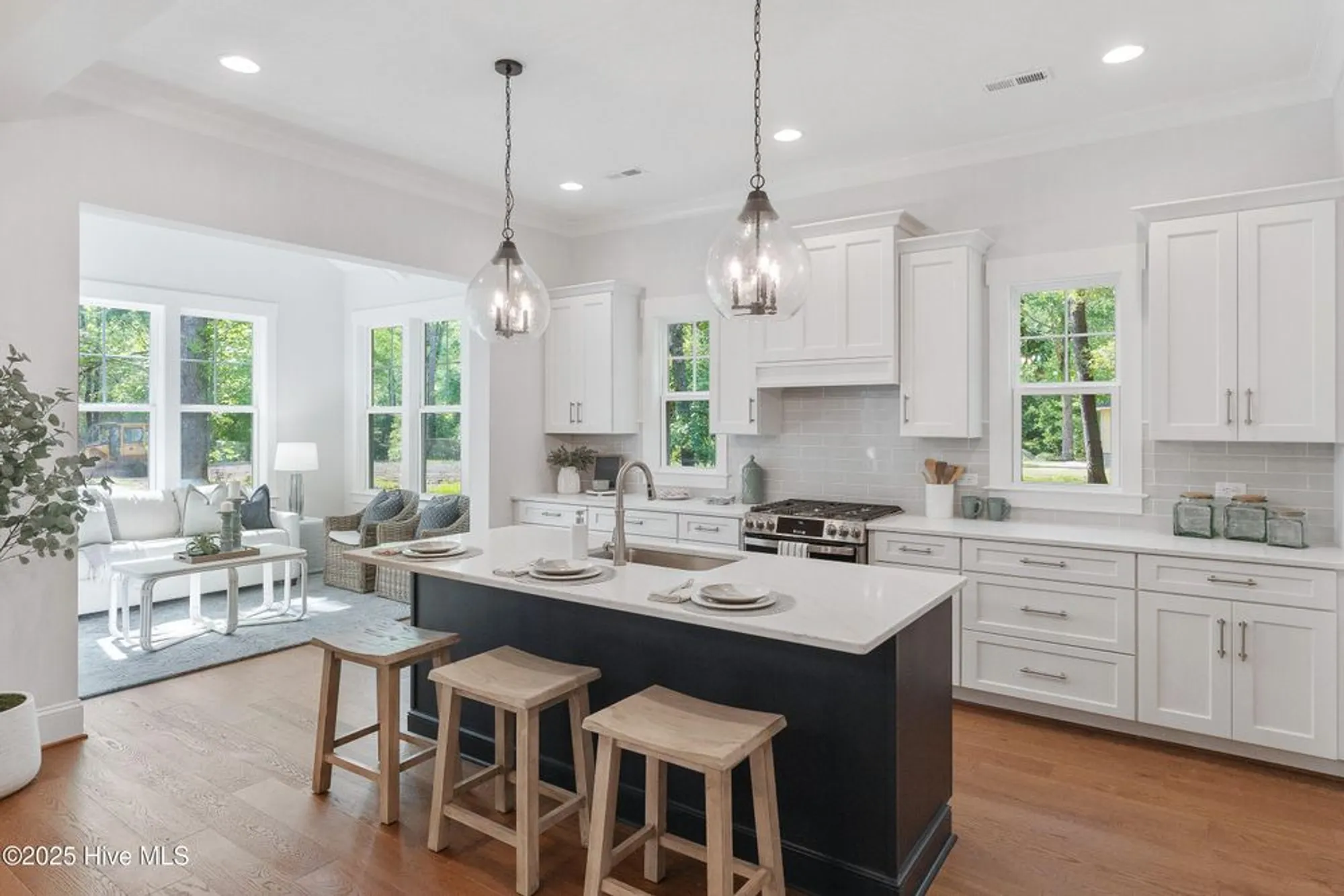 Property Slideshow image 18 of 50 | 3705 deerview ln, Castle Hayne, NC, 28429