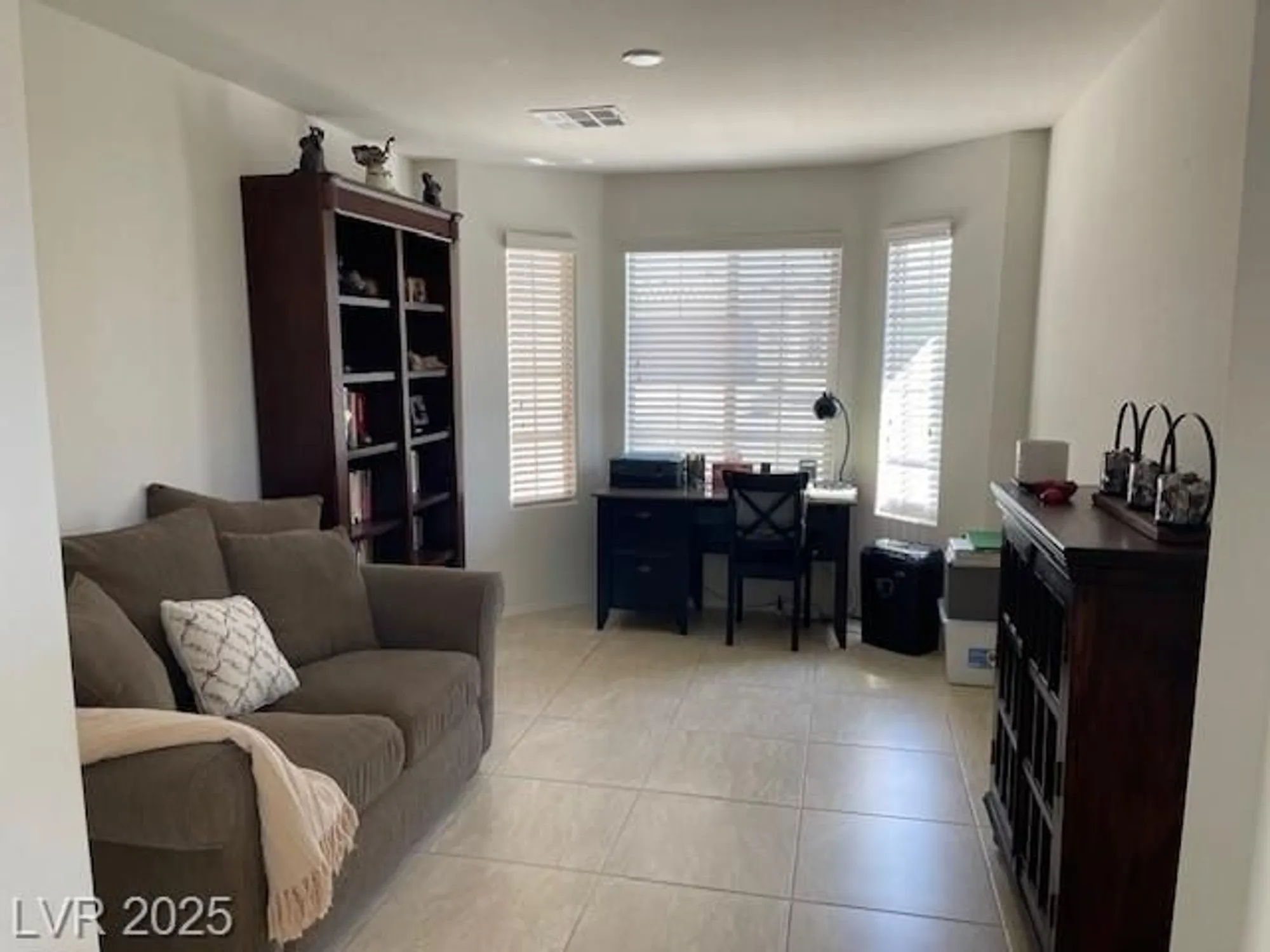 Property Slideshow image 6 of 14 | 3712 garnet heights ave, North Las Vegas, NV, 89081