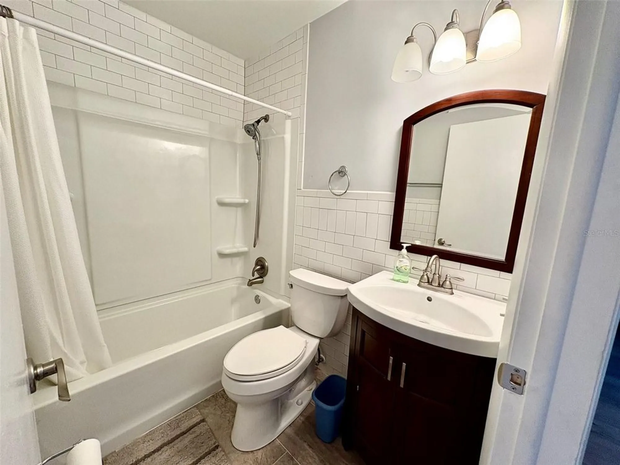 Property Slideshow image 33 of 55 | 2463 brazilia dr 53, Clearwater, FL, 33763