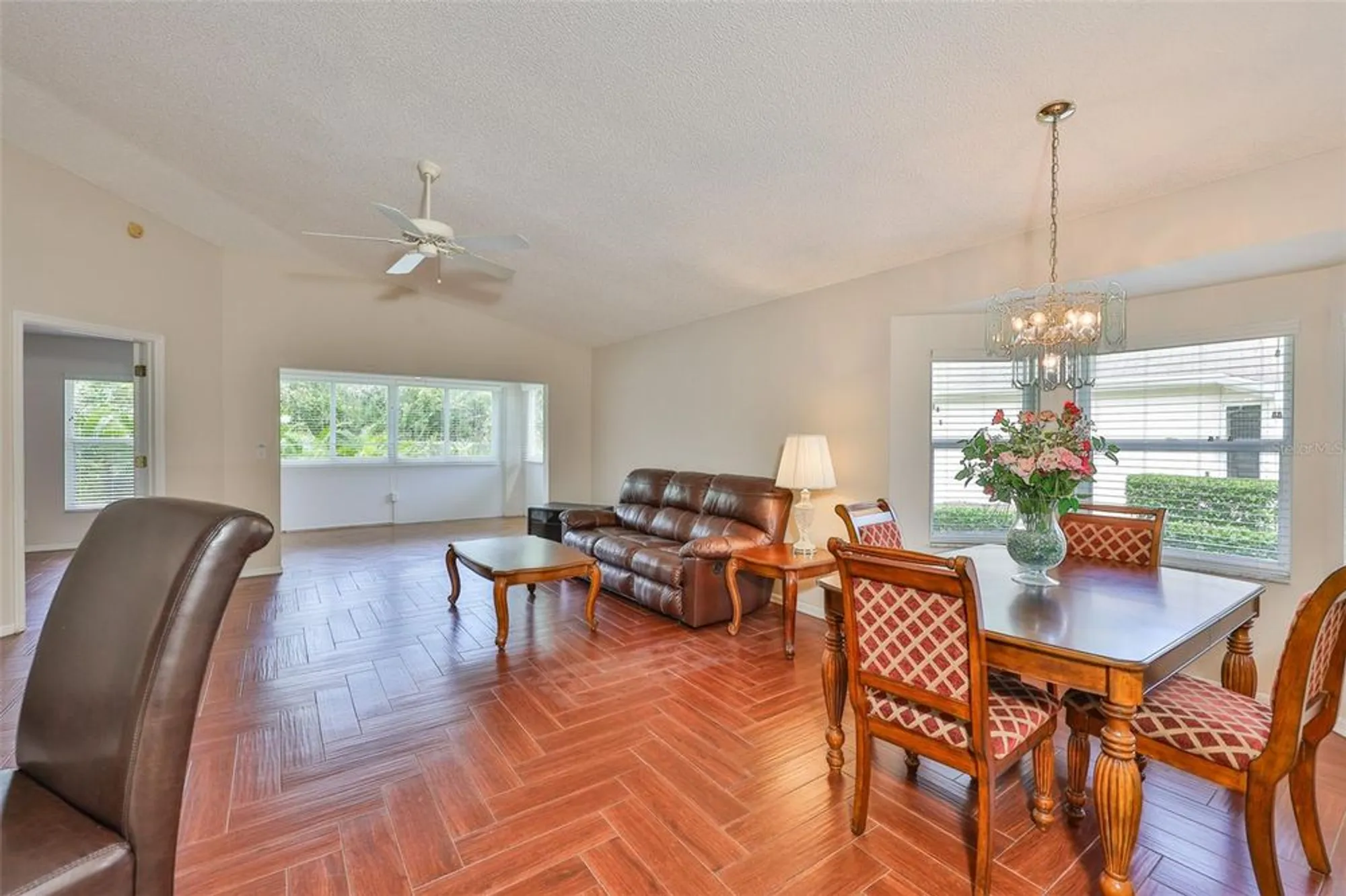 Property Slideshow image 11 of 40 | 2433 nantucket harbor loop, Sun City Center, FL, 33573