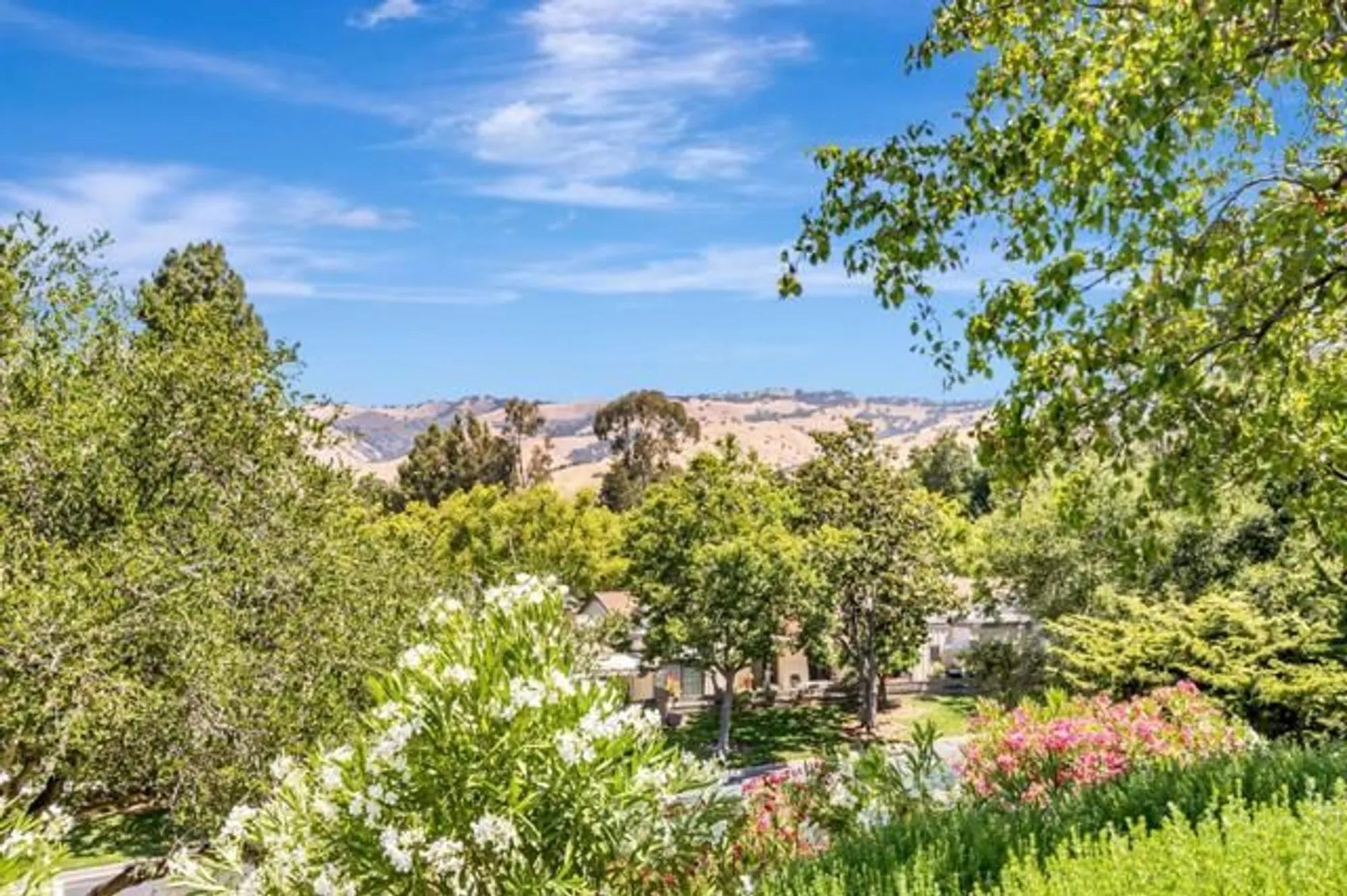 Property Slideshow image 42 of 67 | 8463 traminer ct, San Jose, CA, 95135