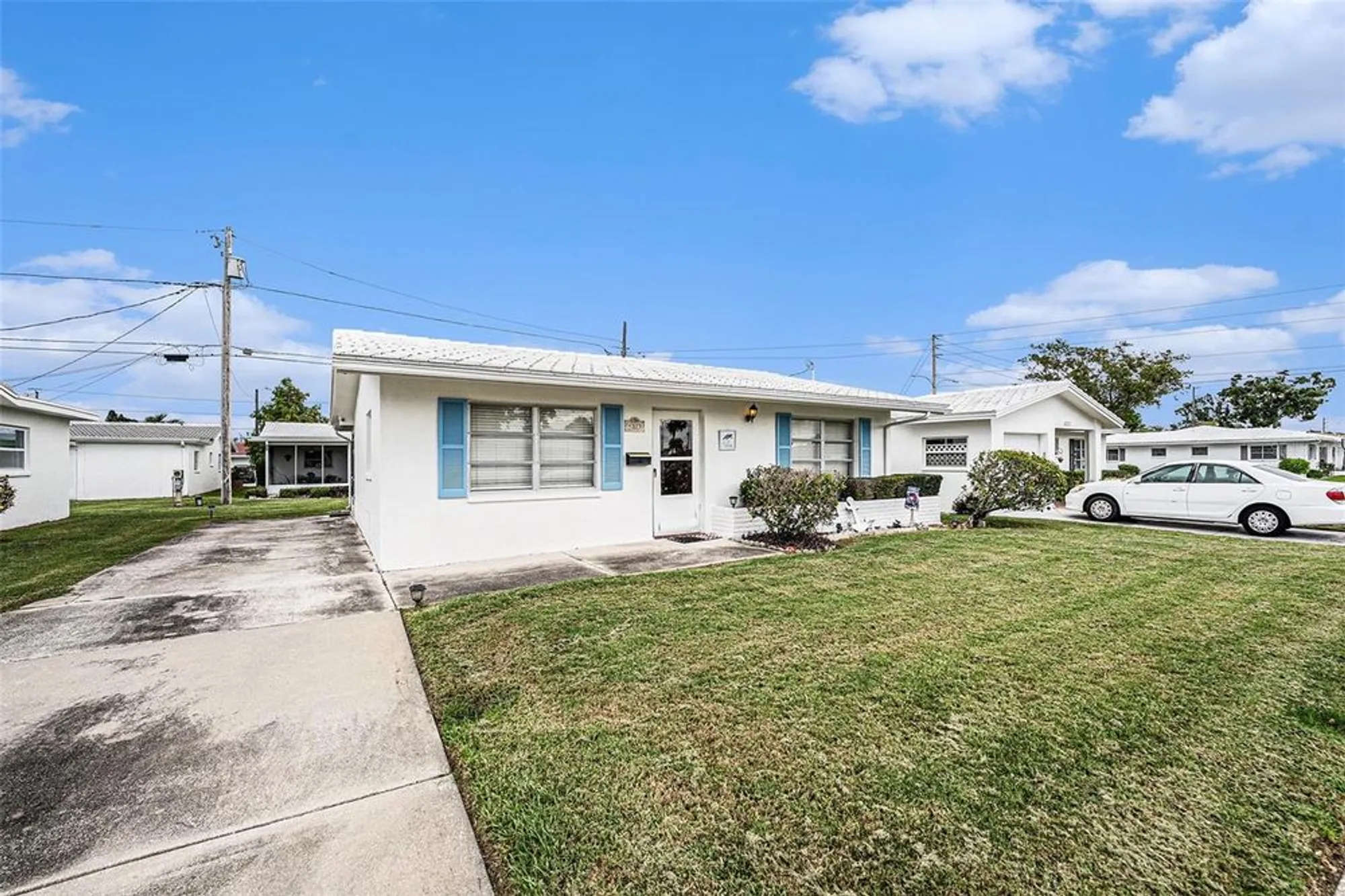 Property Slideshow image 2 of 30 | 4325 93rd ter, Pinellas Park, FL, 33782