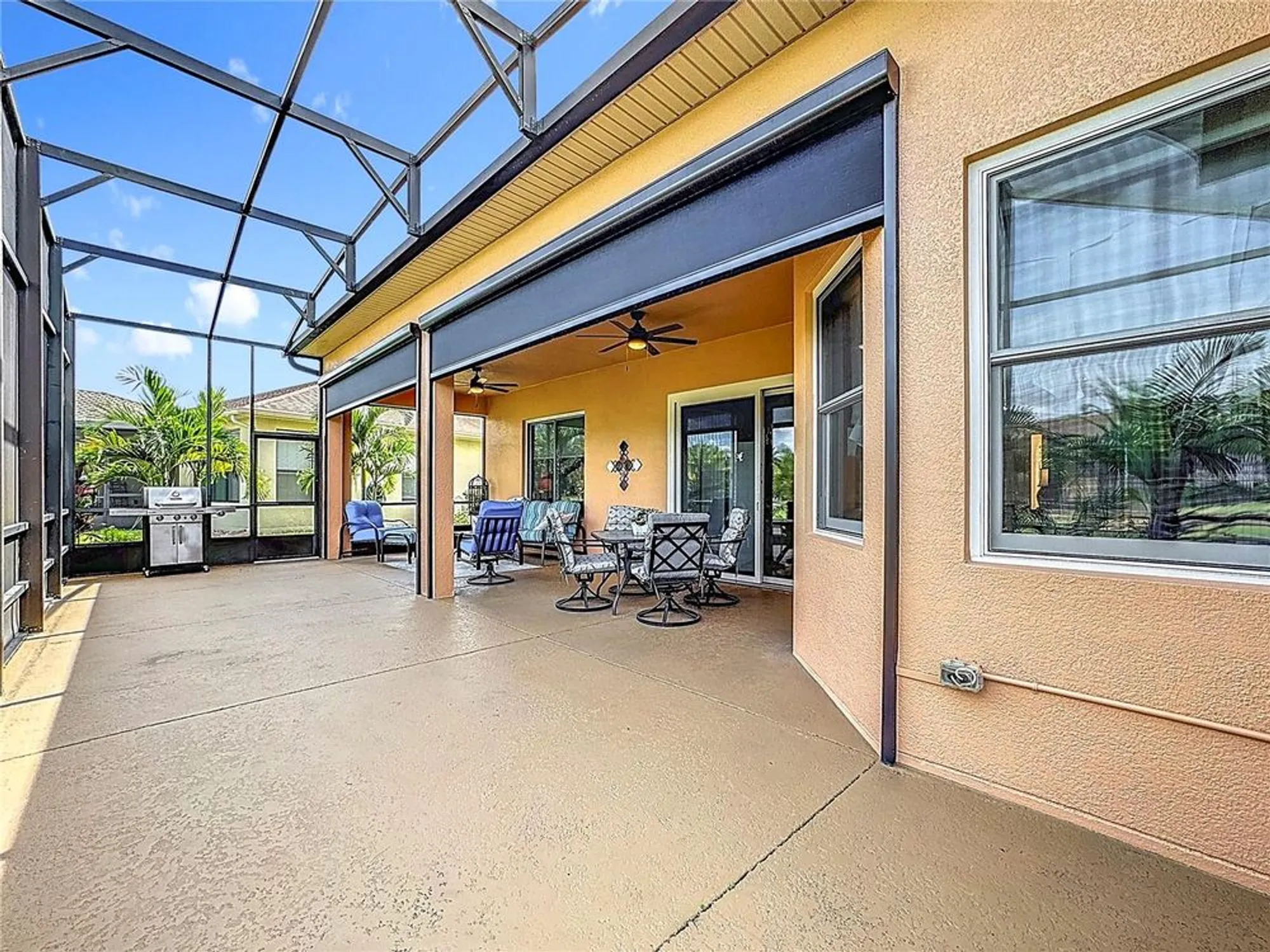 Property Slideshow image 48 of 79 | 670 carmel ln, Poinciana, FL, 34759