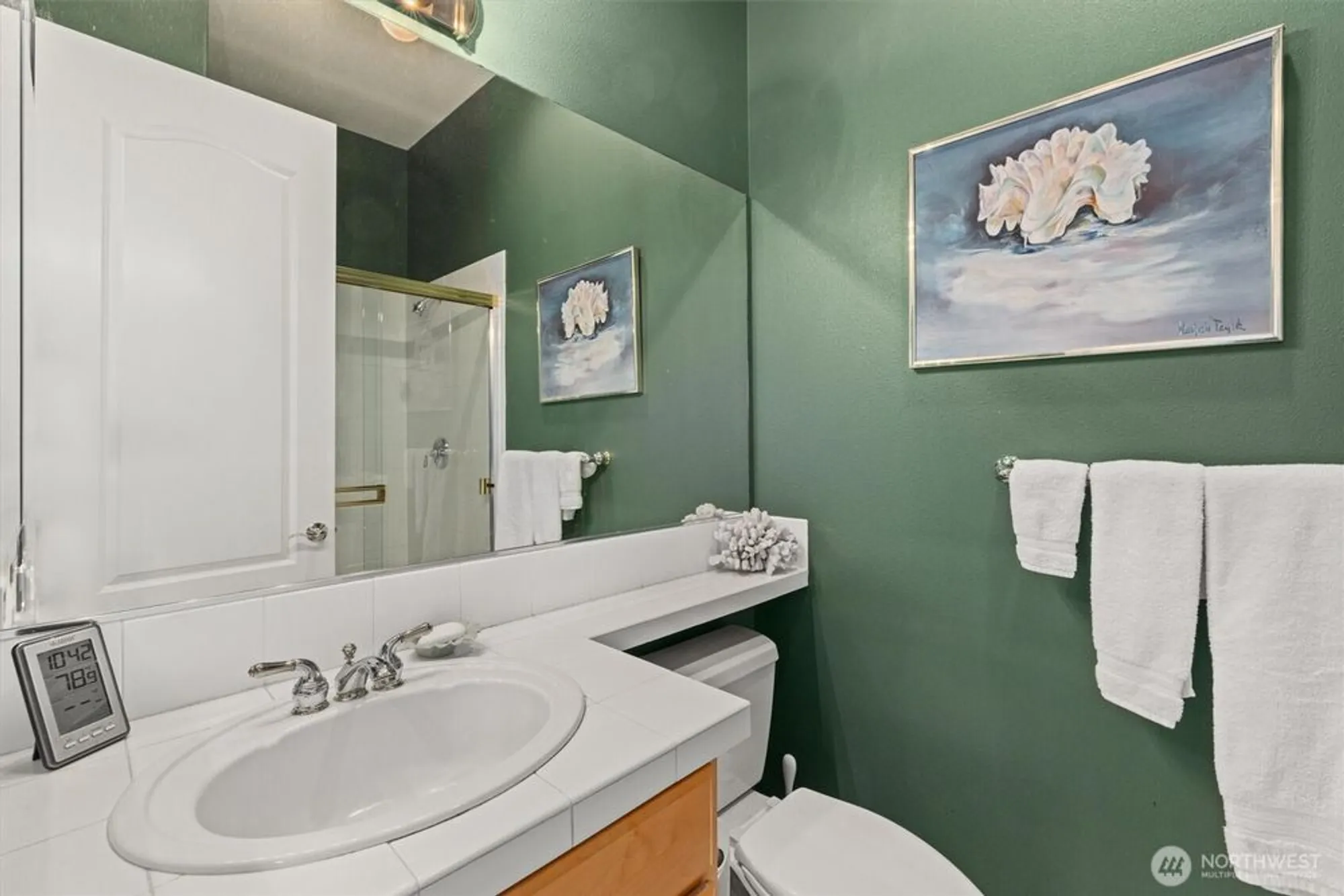 Property Slideshow image 27 of 38 | 23263 ne 126th st, Redmond, WA, 98053