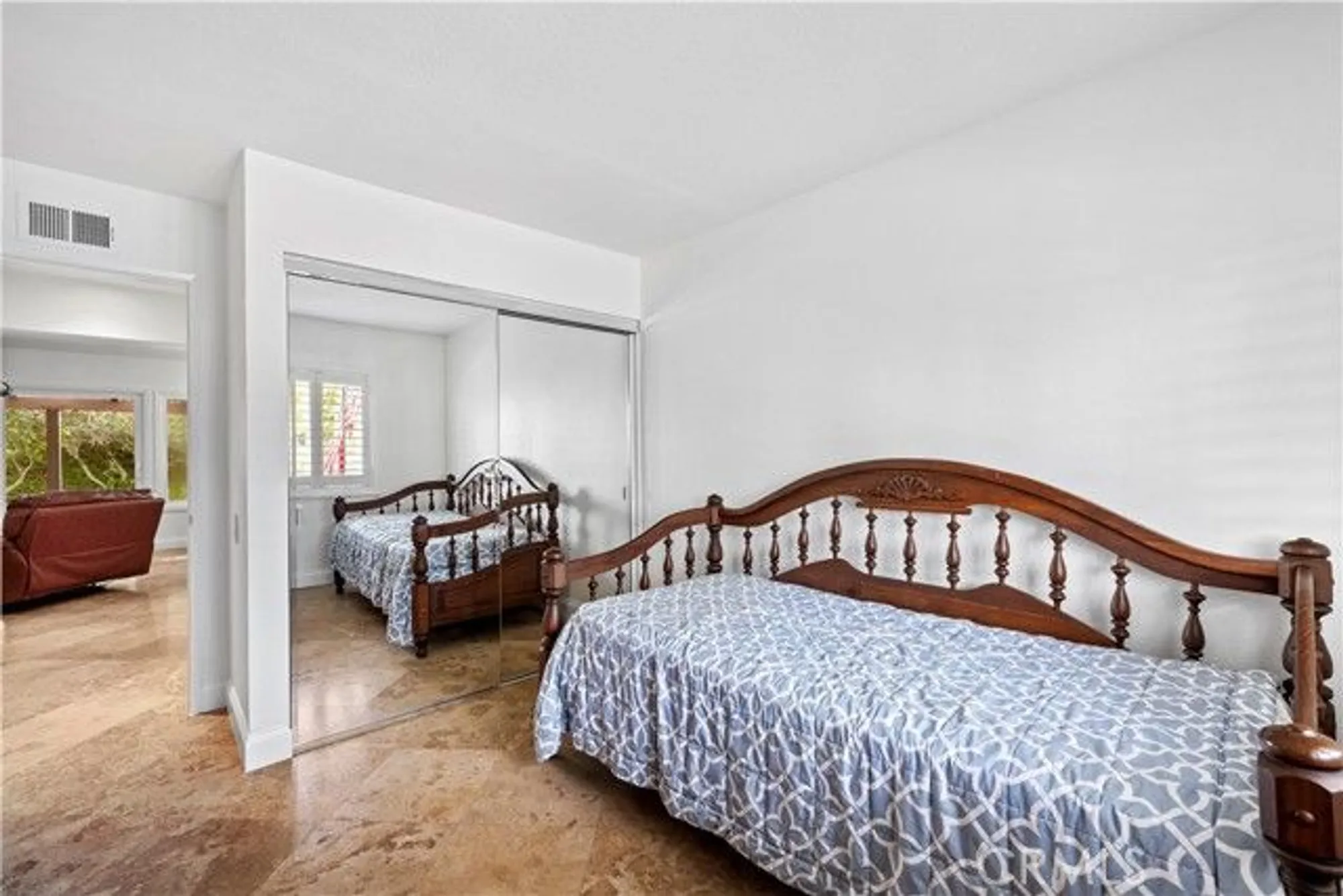 Property Slideshow image 17 of 53 | 27972 calle casal, Mission Viejo, CA, 92692