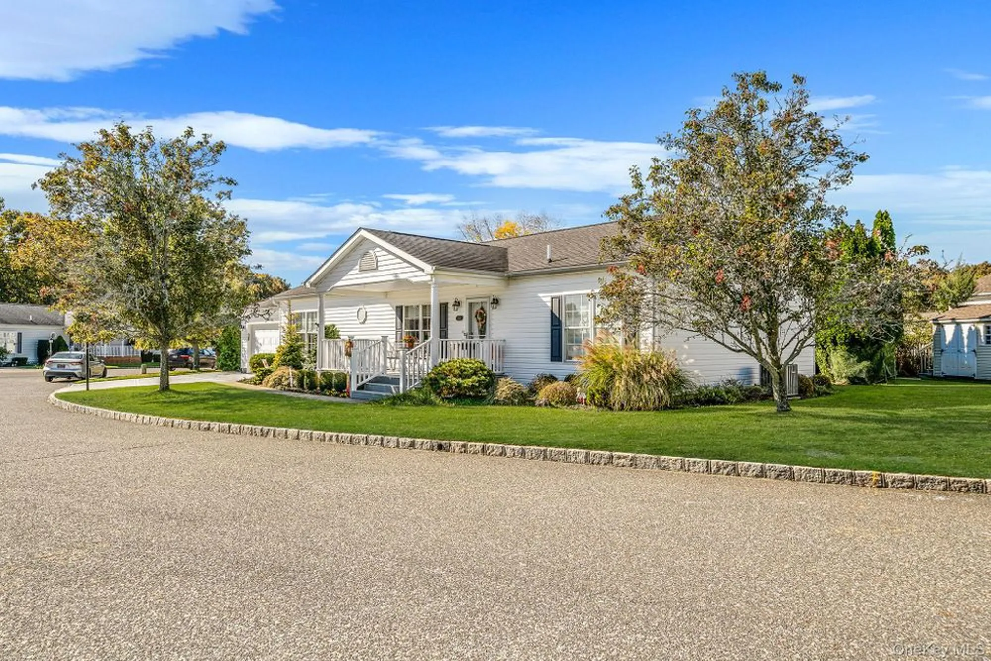 Property Slideshow image 2 of 48 | 1407 middle rd unit 258, Calverton, NY, 11933