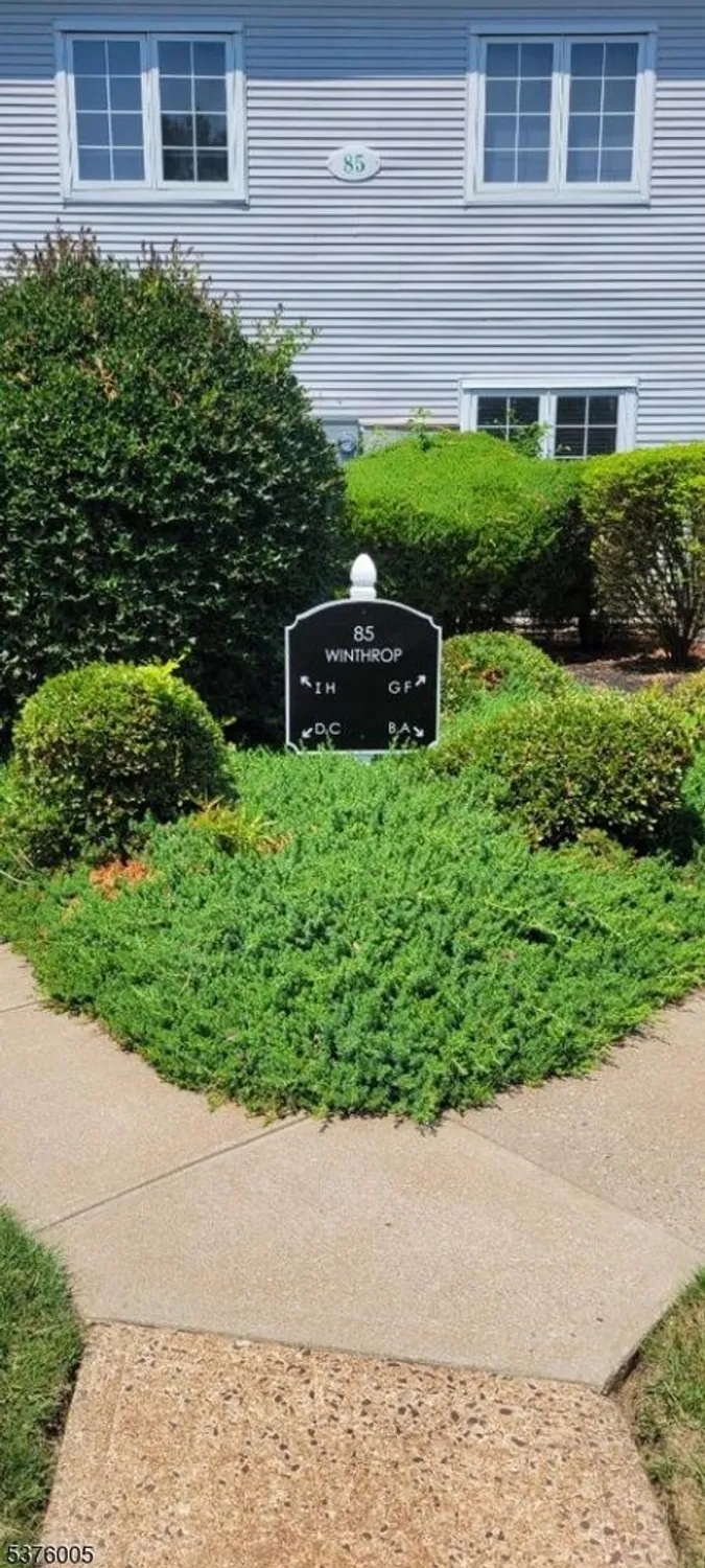 Property Slideshow image 1 of 25 | 85 winthrop rd f, Monroe Twp, NJ, 08831