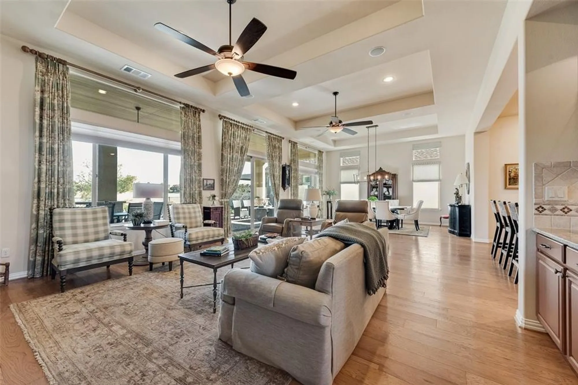 Property Slideshow image 6 of 32 | 11532 southerland dr, Denton, TX, 76207