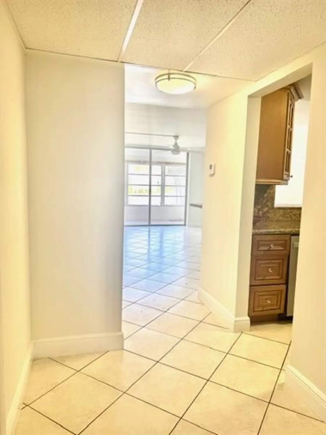 Property Slideshow image 6 of 21 | 9091 lime bay blvd apt 109, Tamarac, FL, 33321