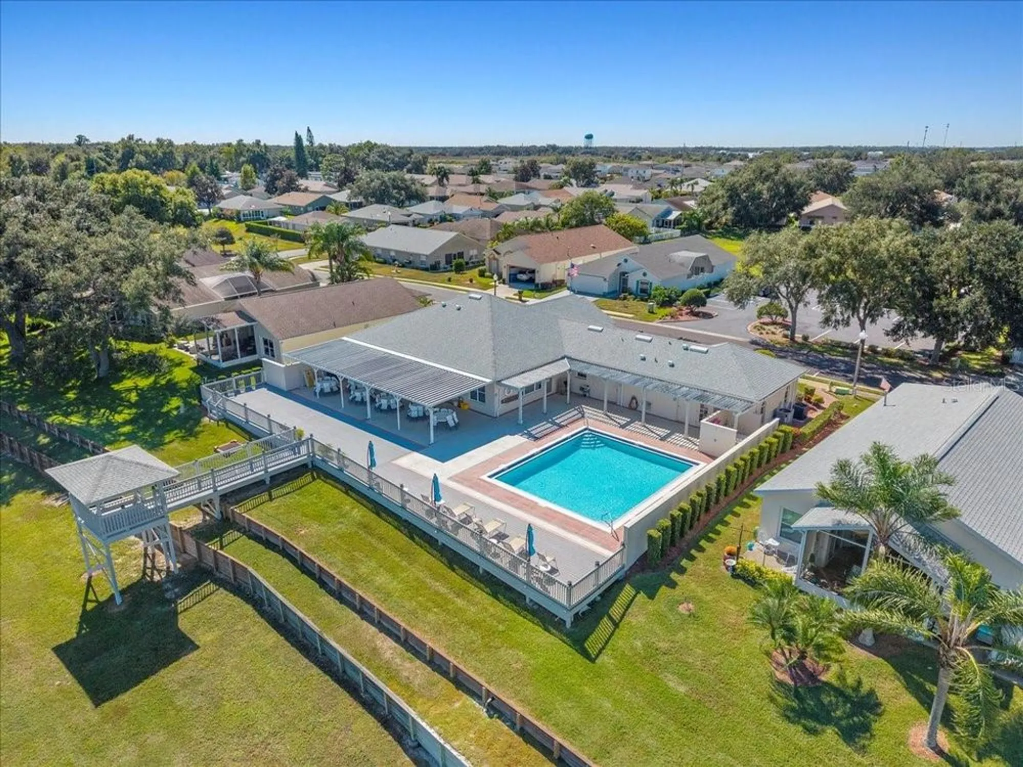 Property Slideshow image 32 of 42 | 364 lake suzanne dr, Lake Wales, FL, 33859