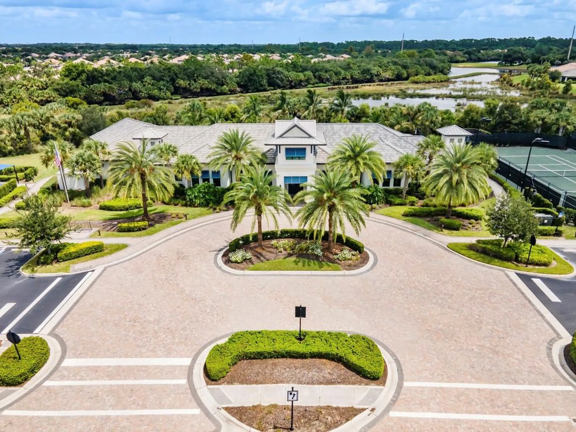 Property Slideshow image 41 of 61 | 5610 rain lily ct, Sarasota, FL, 34238