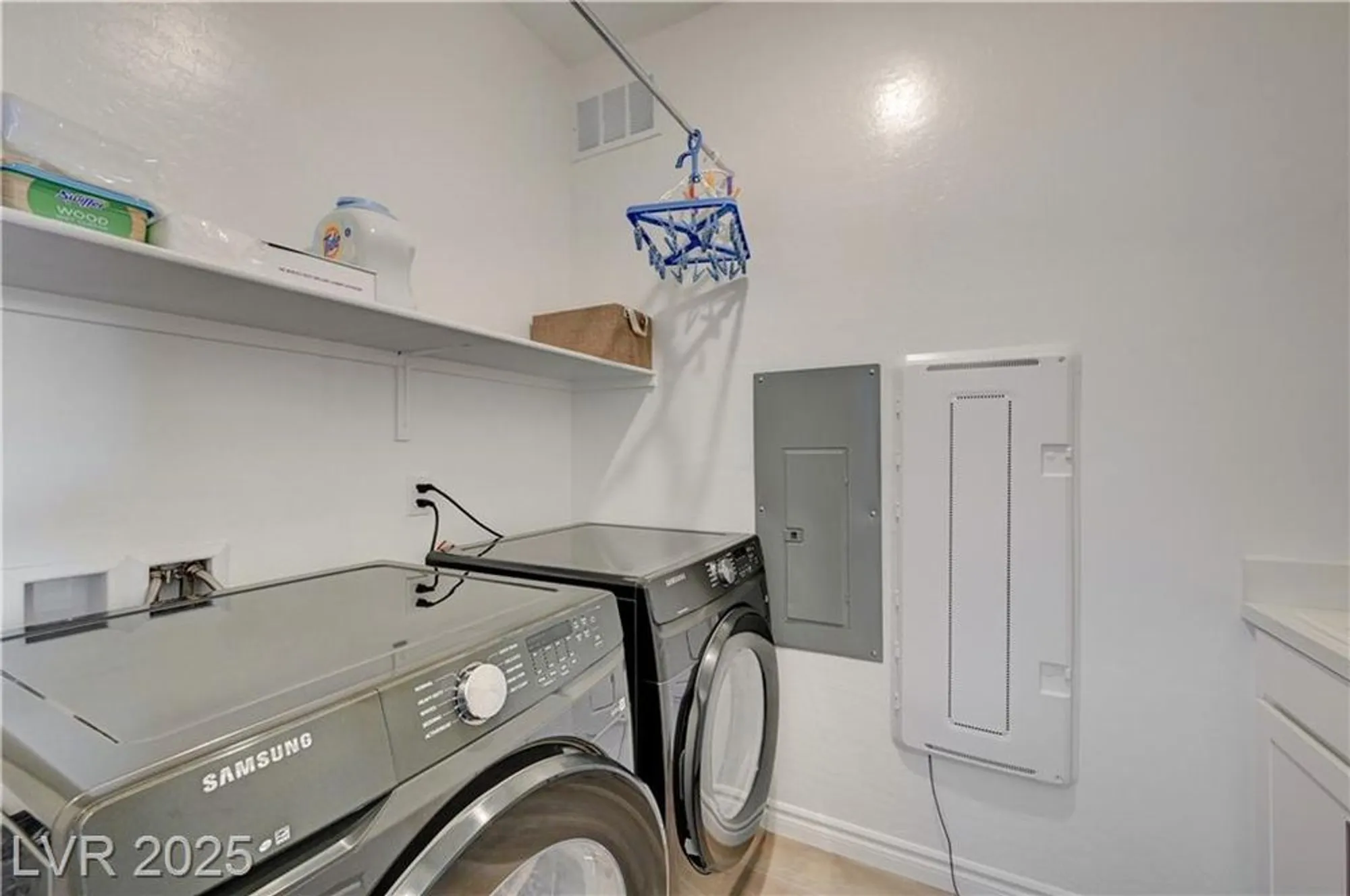 Property Slideshow image 13 of 35 | 2555 hampton rd 8202, Henderson, NV, 89052