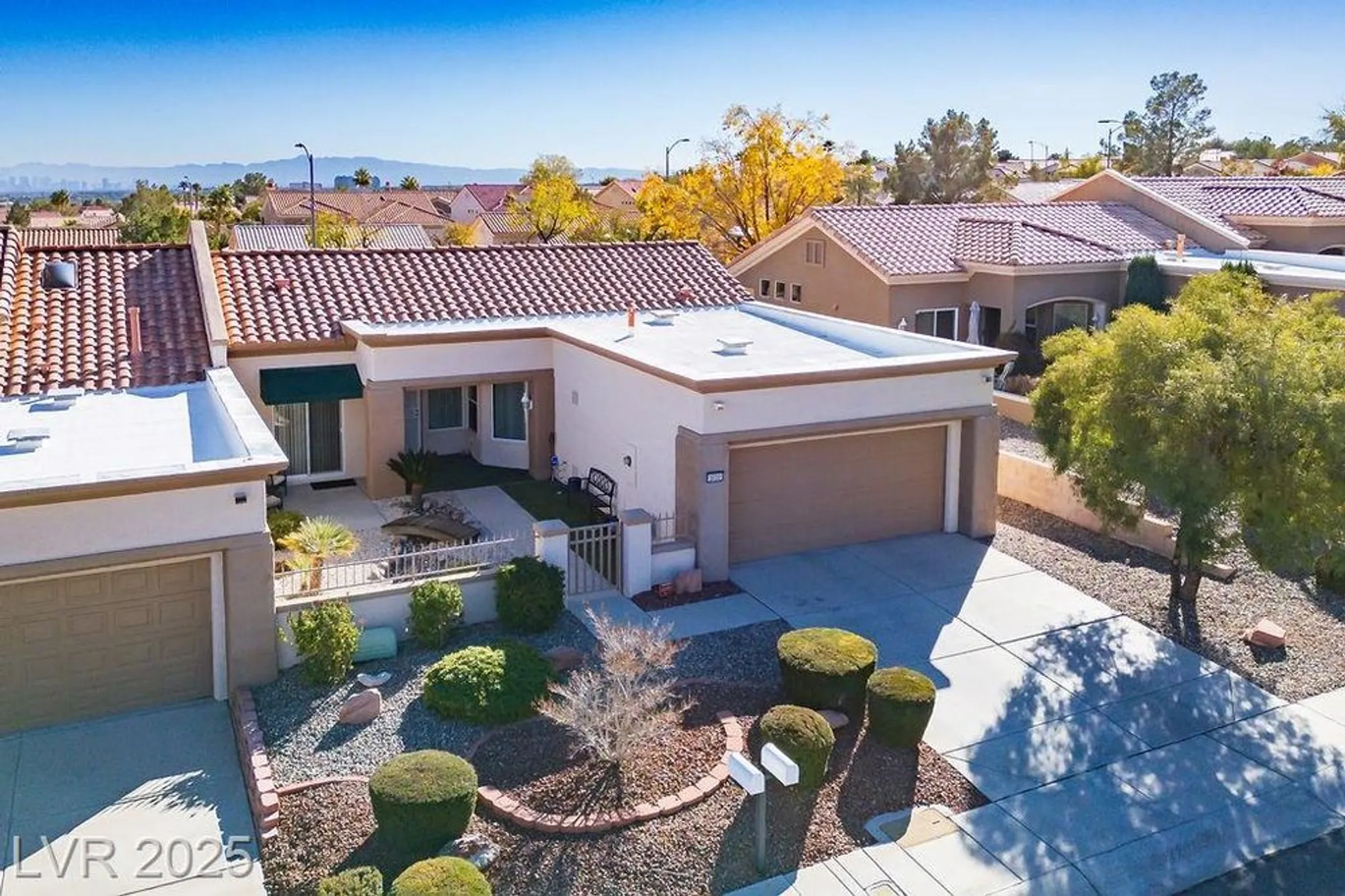 Property Slideshow image 27 of 85 | 2620 deer lake st, Las Vegas, NV, 89134