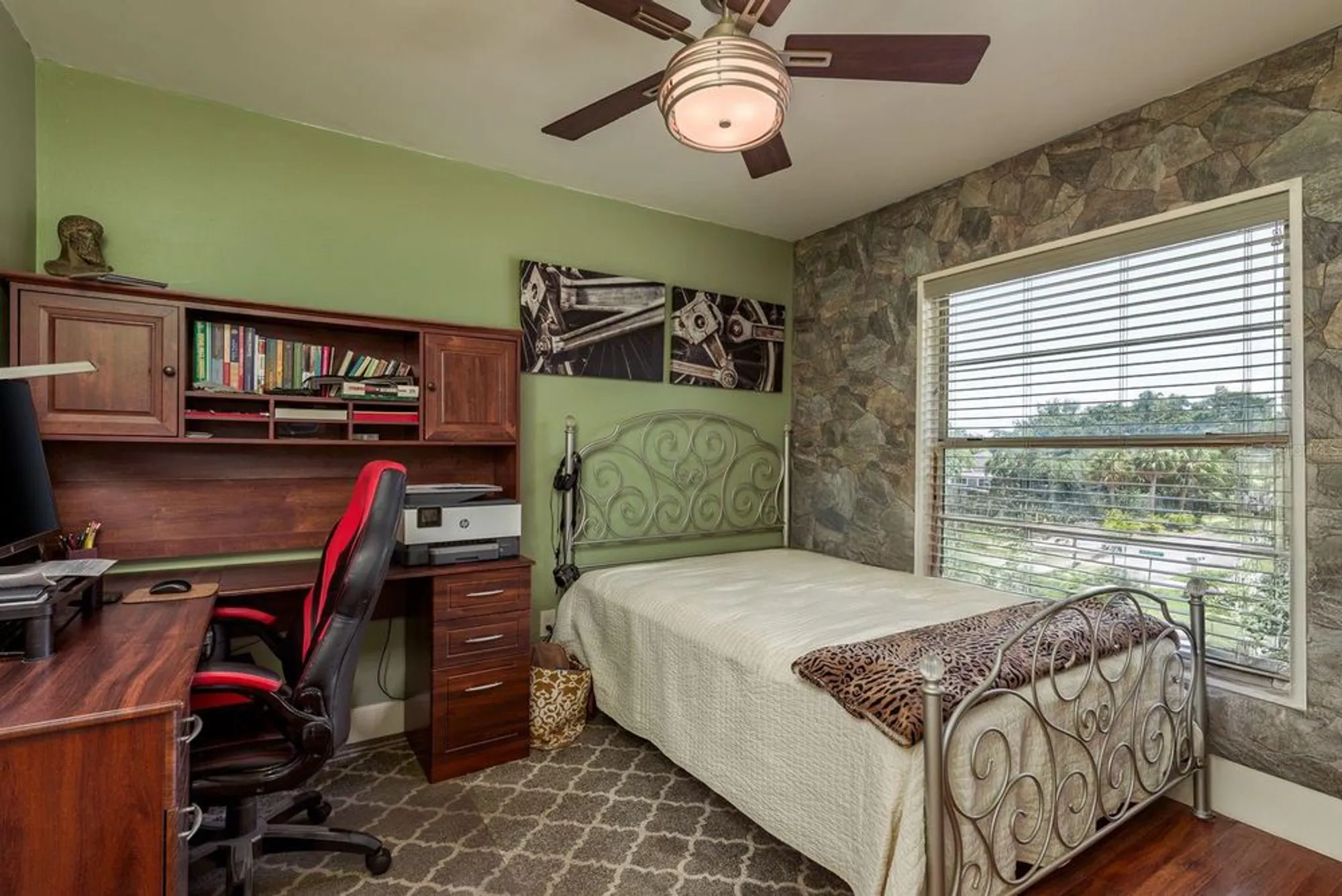 Property Slideshow image 12 of 18 | 1250 s pinellas ave apt 214, Tarpon Springs, FL, 34689